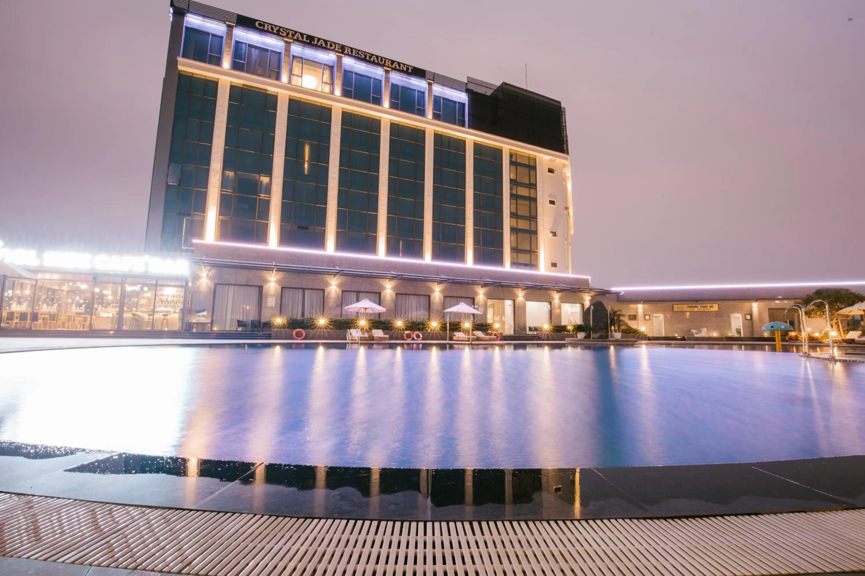 Swimming pool in Songlam Waterfront Hotel - 藍江酒店