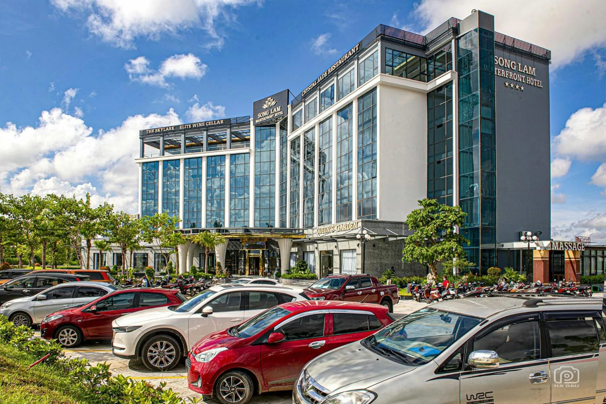 Property building in Songlam Waterfront Hotel - 藍江酒店