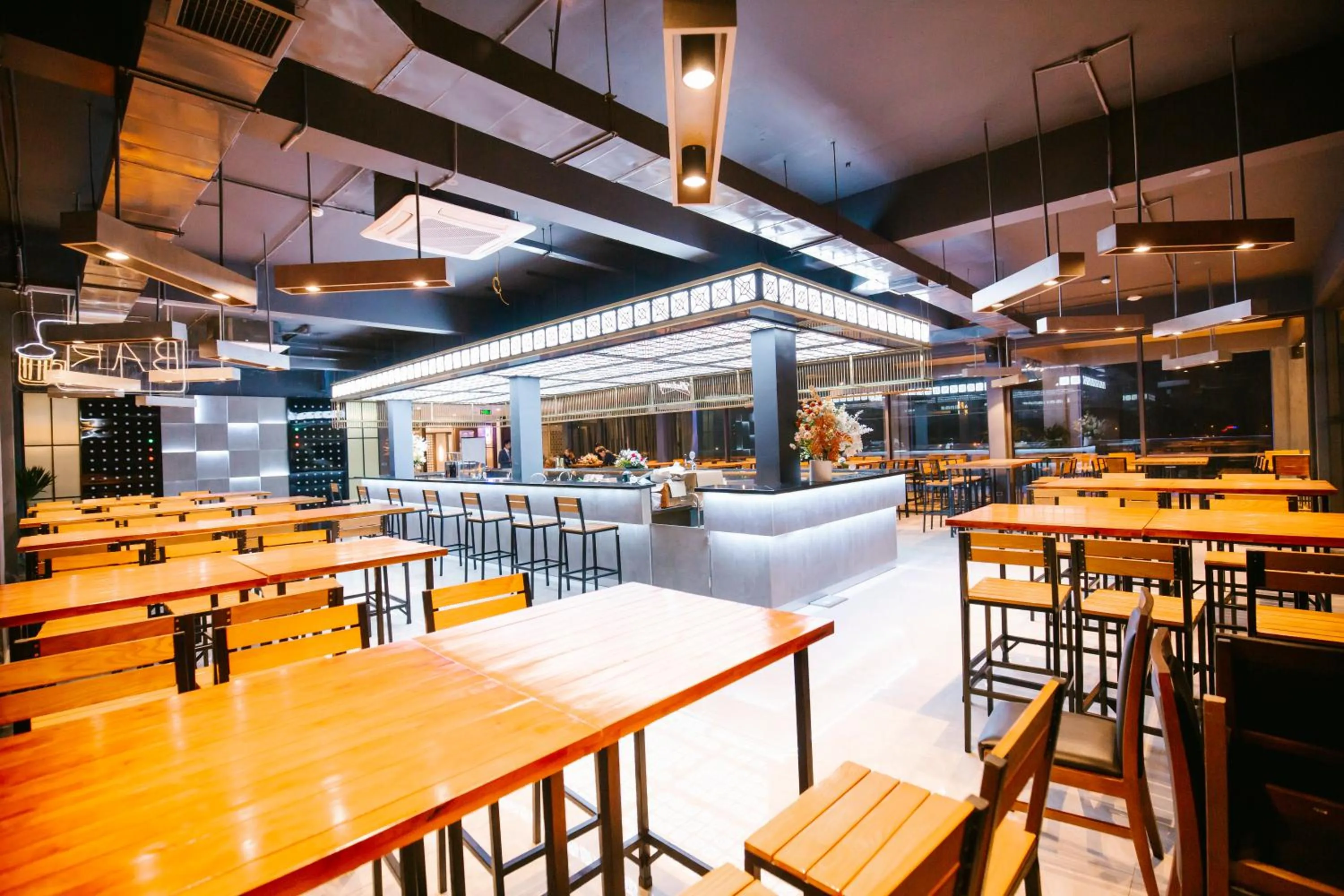 Lounge or bar in Songlam Waterfront Hotel - 藍江酒店