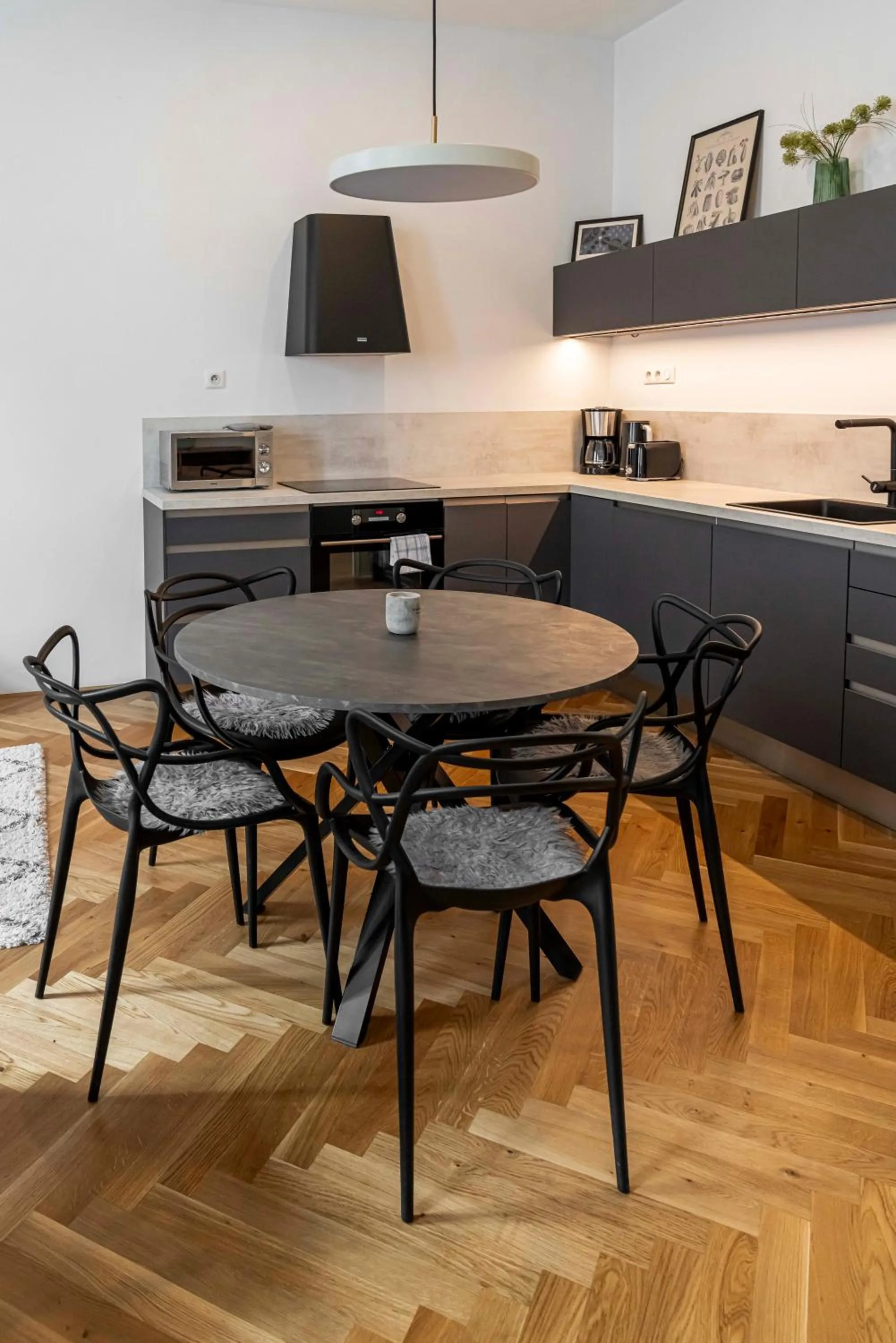 Kitchen or kitchenette in Apartmány Marienhof