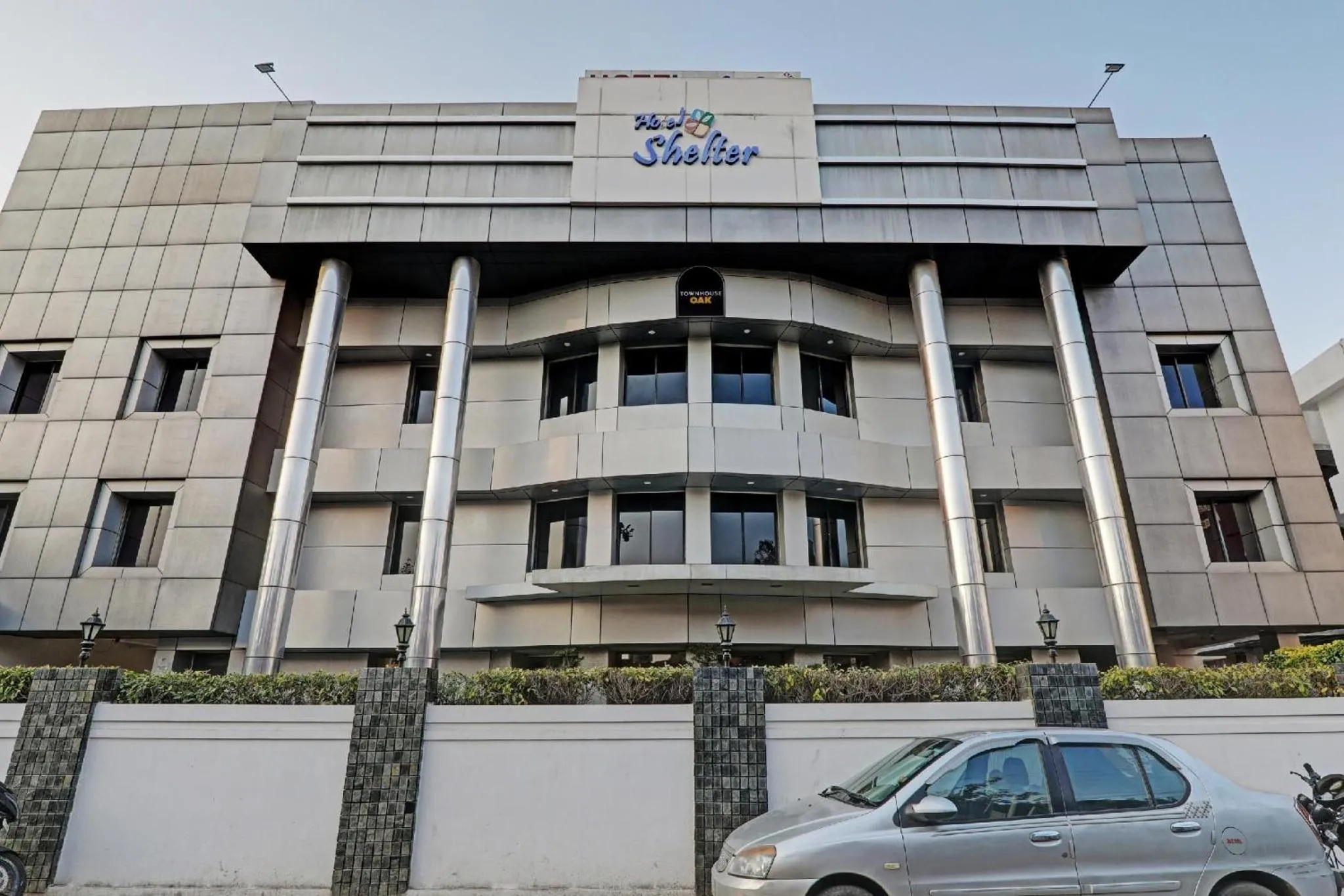 Facade/entrance in SHELTER HOTEL