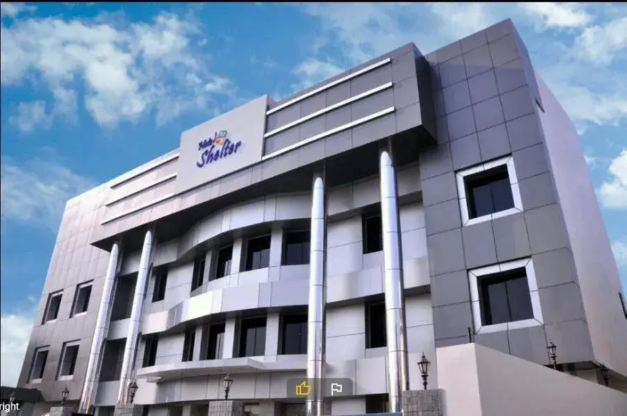 Property building in SHELTER HOTEL Property building in SHELTER HOTEL