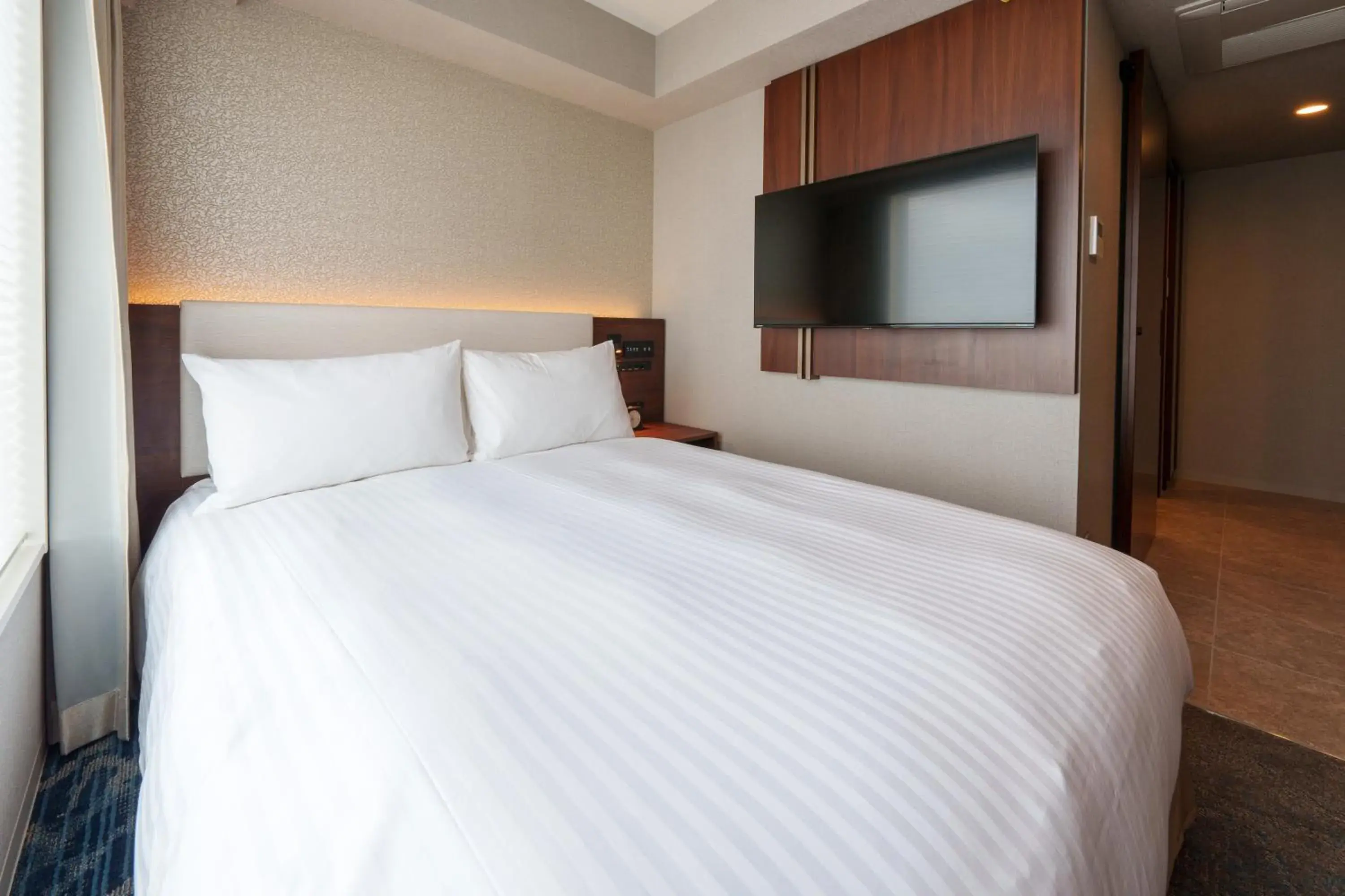 Club Double Room (Including Cocktail Time 17:00~19:00) - single occupancy in Hotel GrandConsort Naha Club Double Room (Including Cocktail Time 17:00~19:00) - single occupancy in Hotel GrandConsort Naha