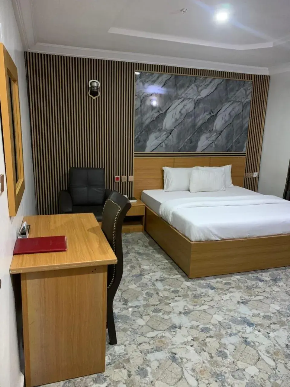 Single Room with Garden View - single occupancy in Havilah Towers Hotel Ltd Single Room with Garden View - single occupancy in Havilah Towers Hotel Ltd
