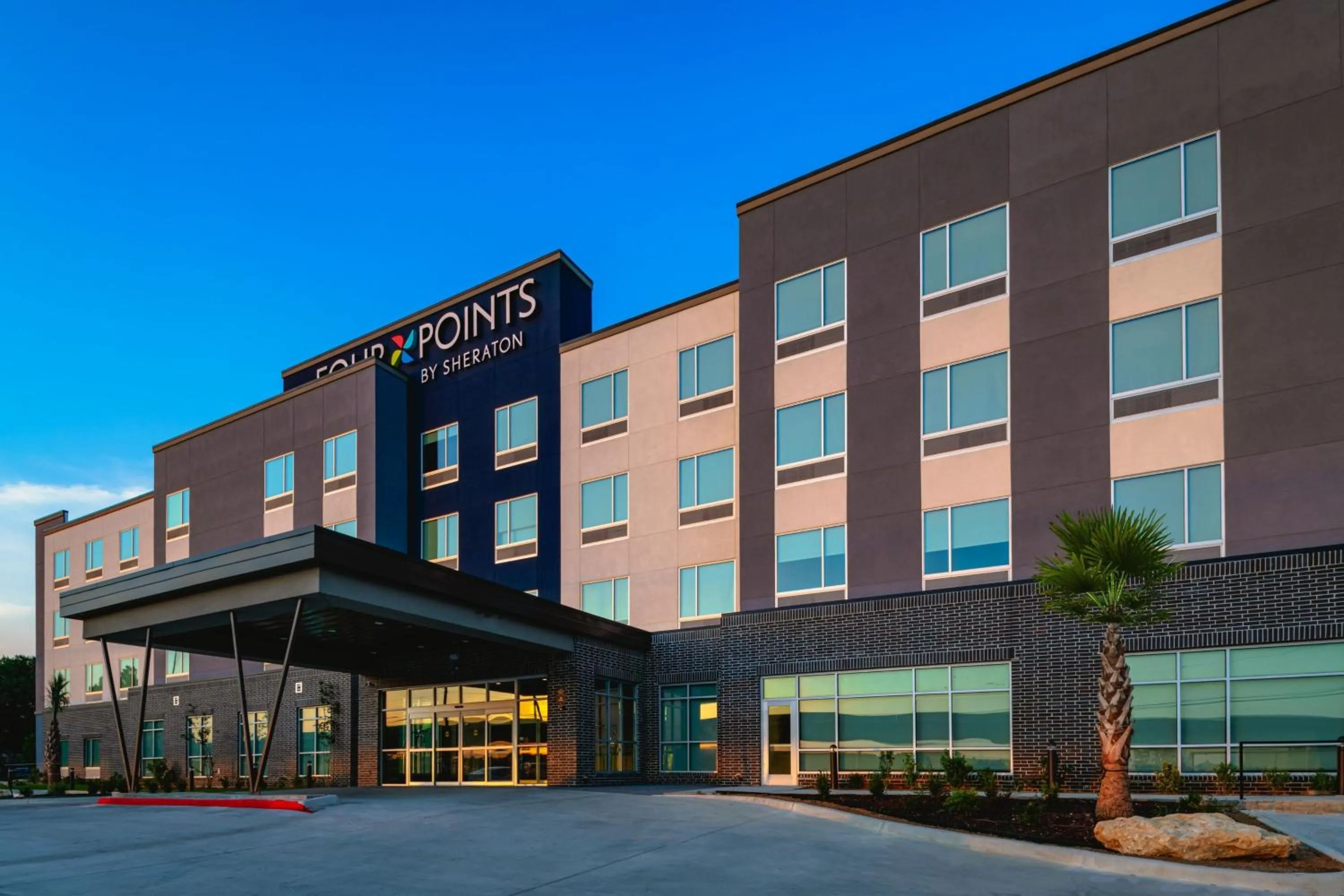Property building in Four Points by Sheraton Fort Worth North