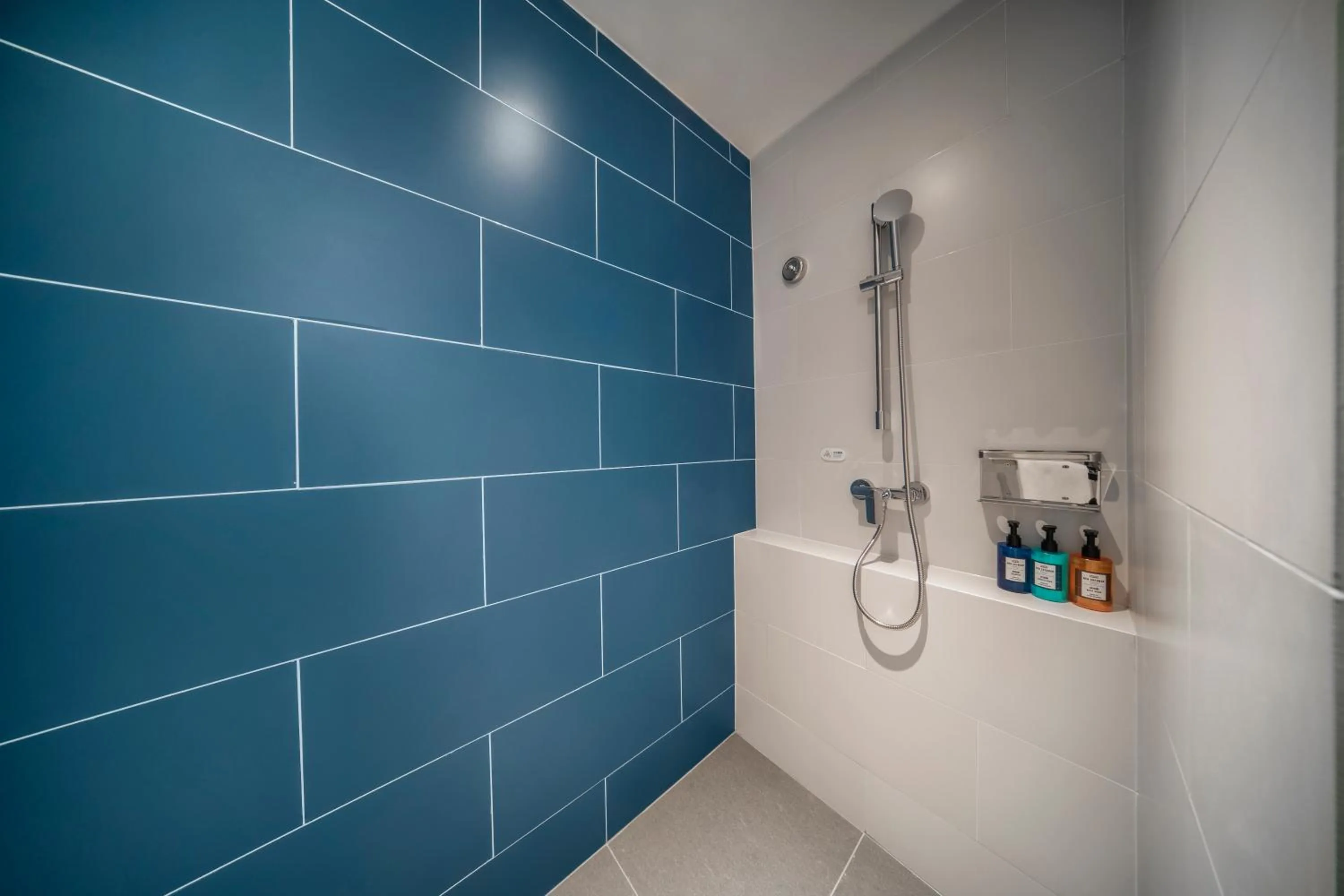 Shower in Holiday Inn Express Nanchang Riverside by IHG
