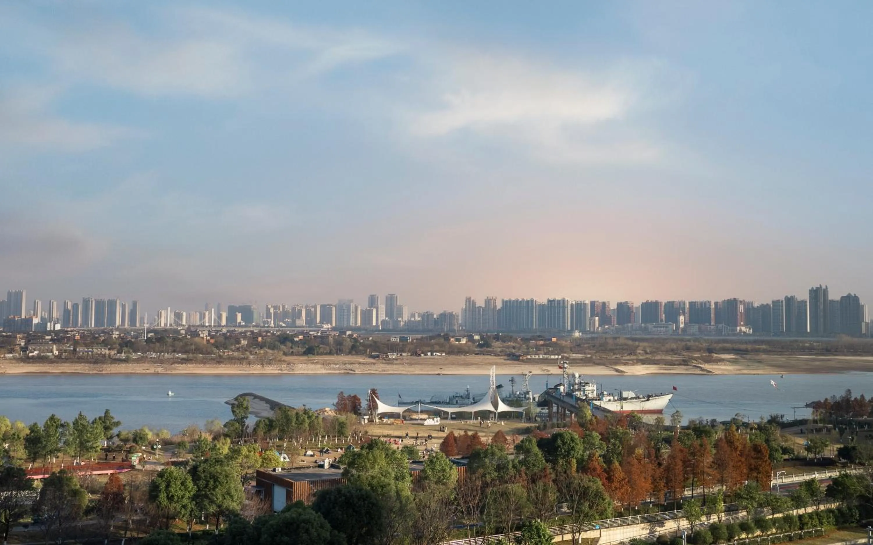 Nearby landmark in Holiday Inn Express Nanchang Riverside by IHG