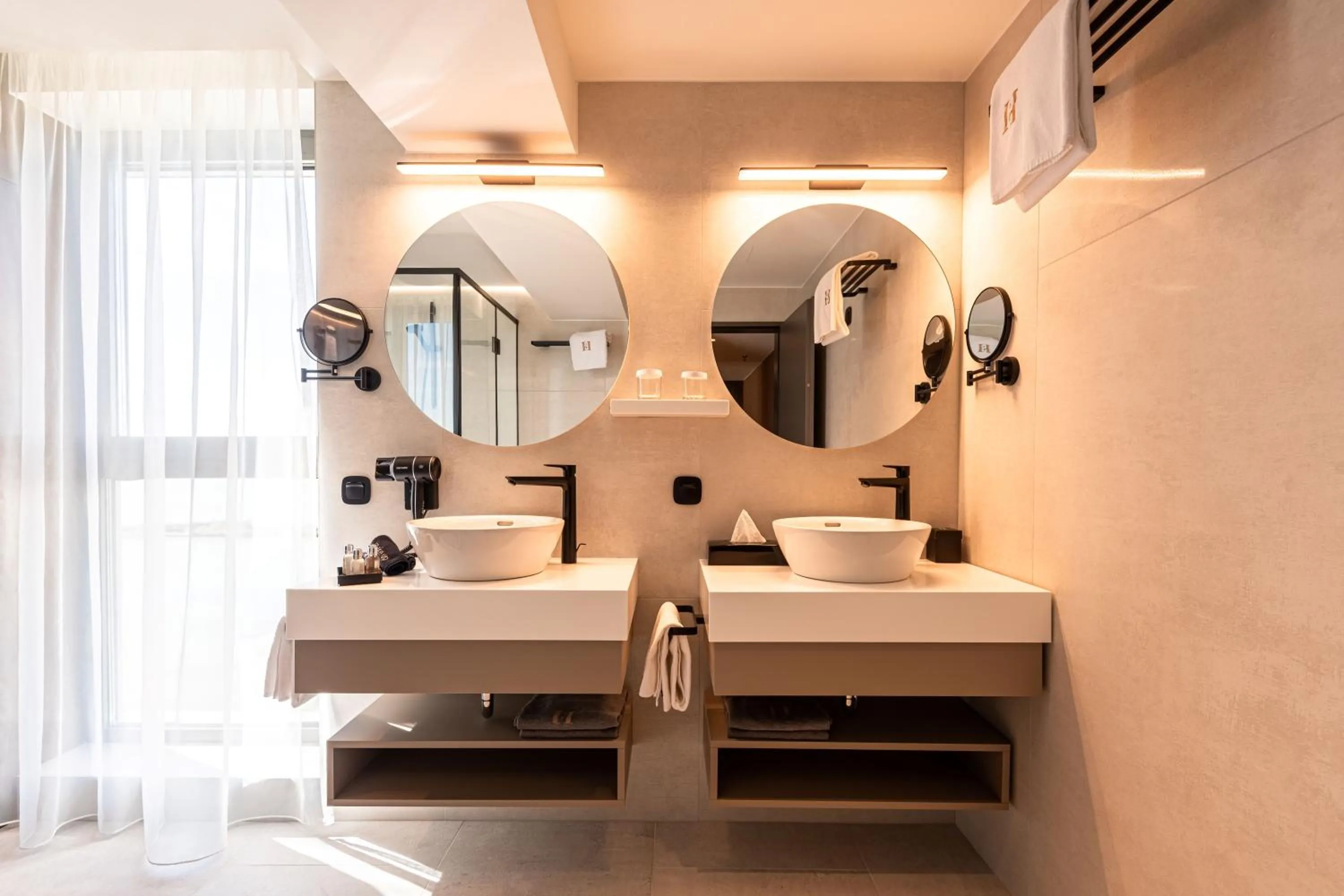 Shower in Hotel Helikon, Keszthely