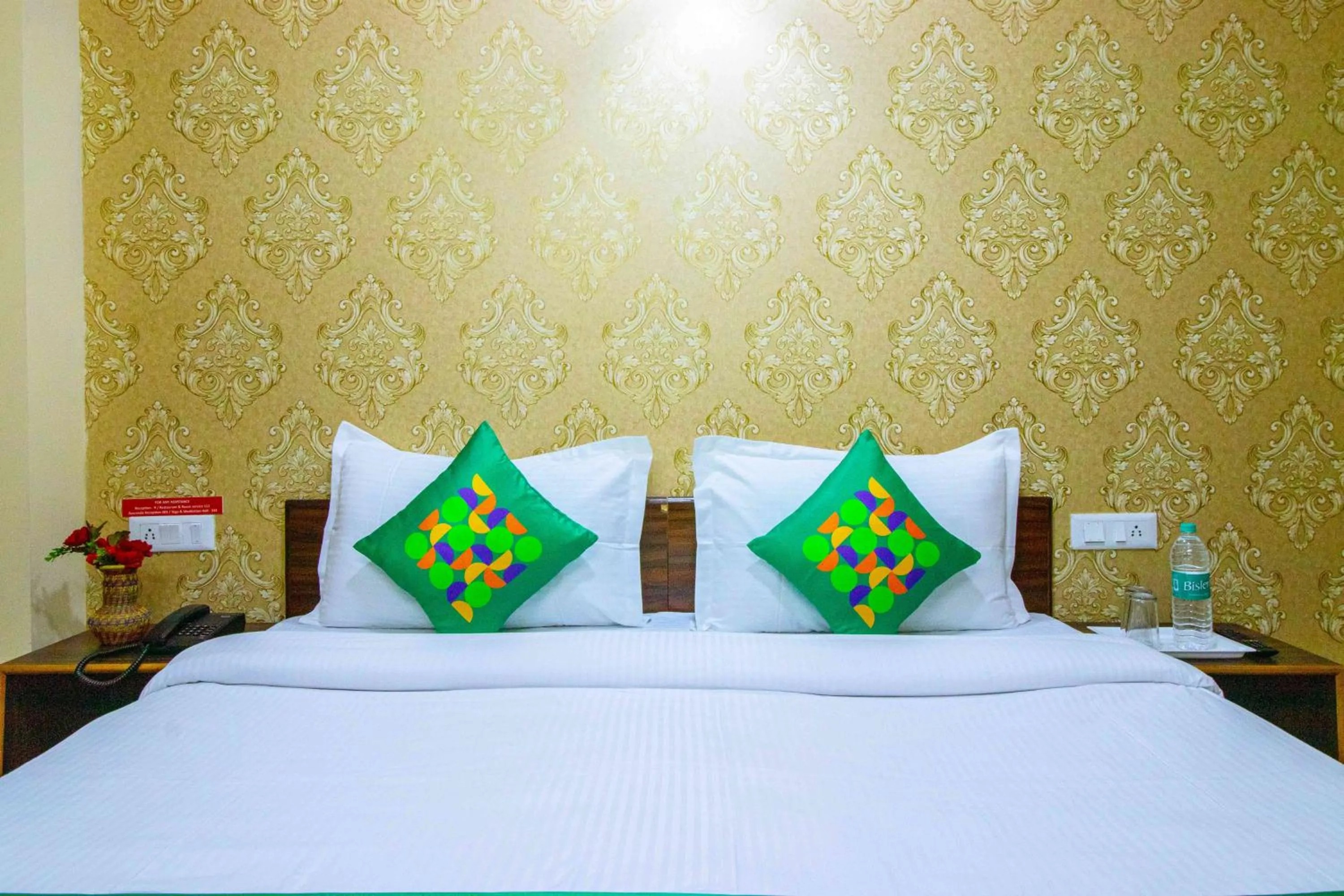 Bedroom, Bed in Treebo Shimla Ayurvedic Retreat, Kufri - Pure Veg