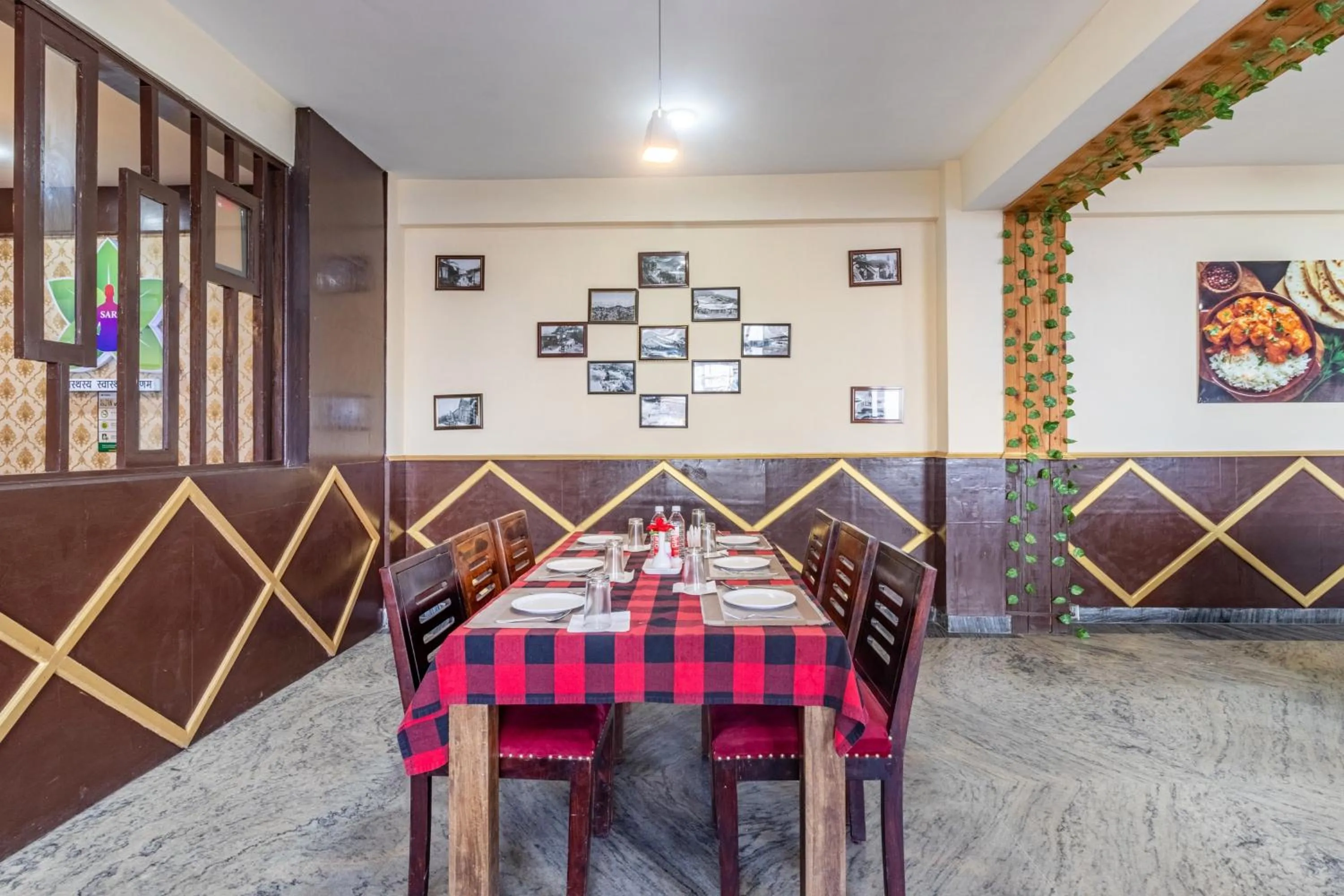 Restaurant/places to eat in Treebo Shimla Ayurvedic Retreat, Kufri - Pure Veg