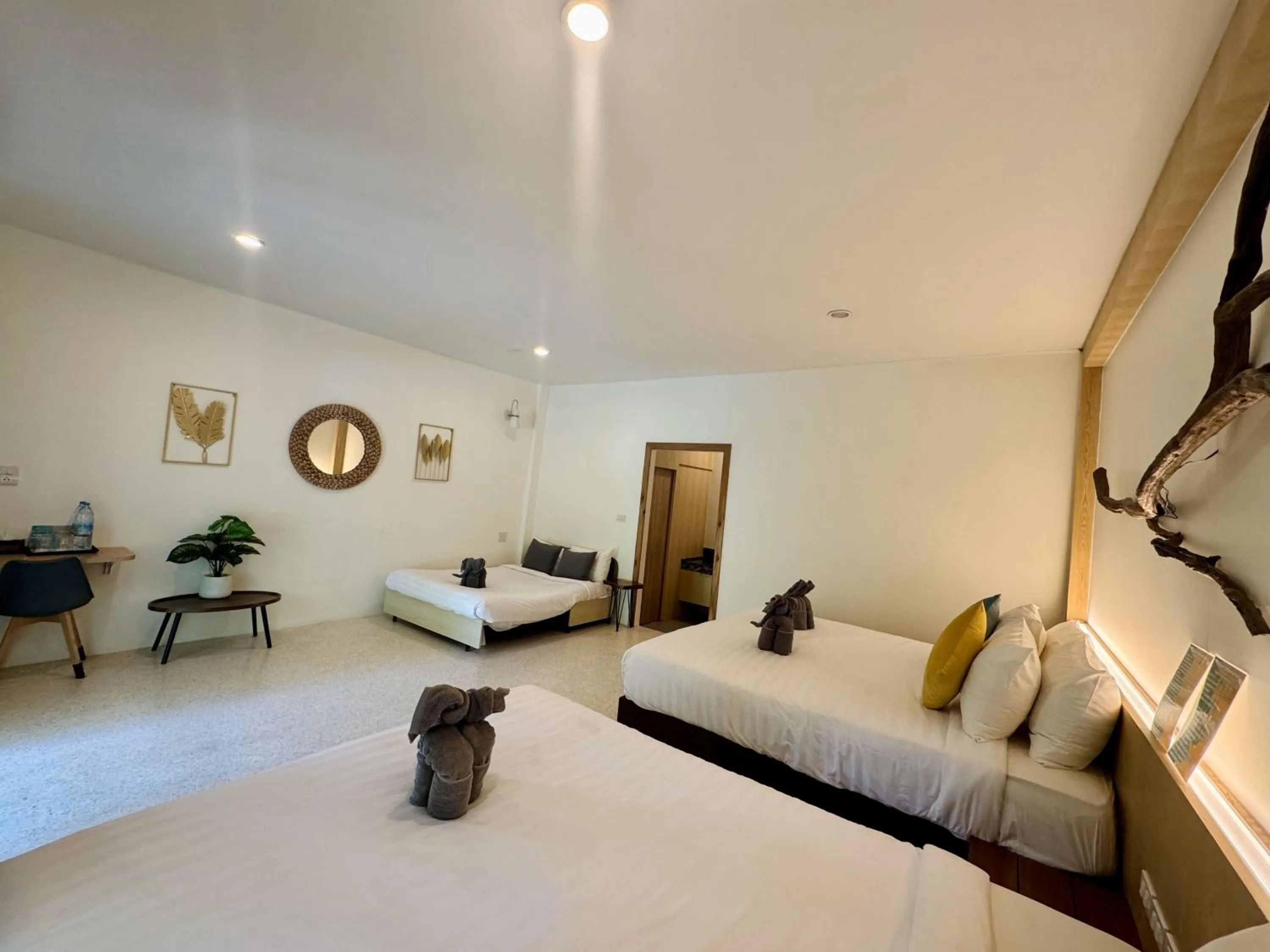 Bed in Marina Resort Koh Phayam Ranong