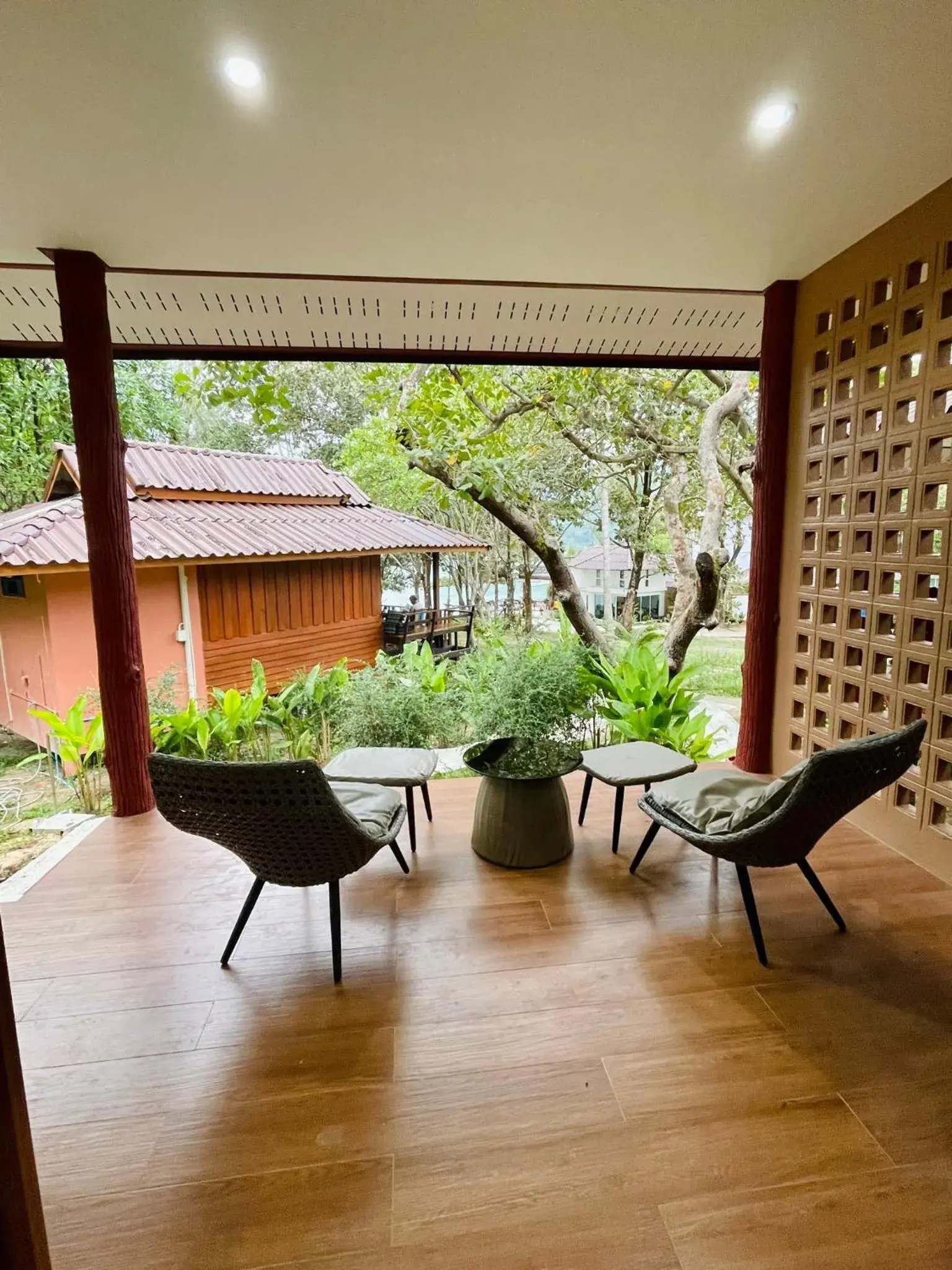 Deluxe Triple Room with Sea View in Marina Resort Koh Phayam Ranong Deluxe Triple Room with Sea View in Marina Resort Koh Phayam Ranong