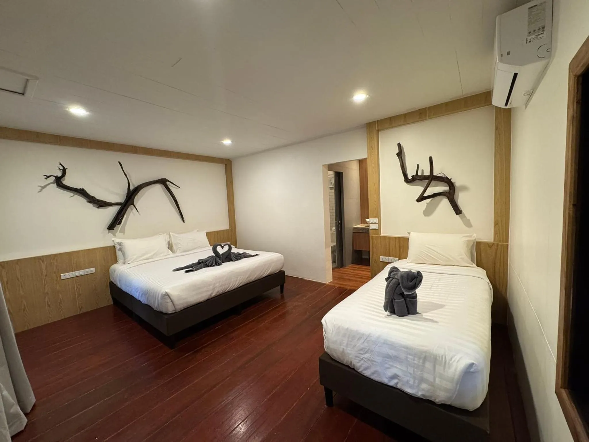 Bed in Marina Resort Koh Phayam Ranong