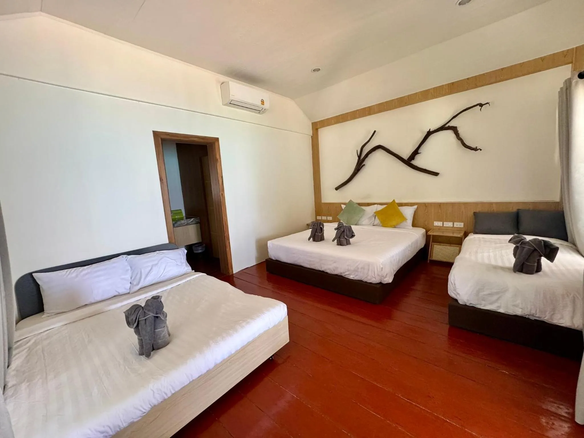 Bed in Marina Resort Koh Phayam Ranong