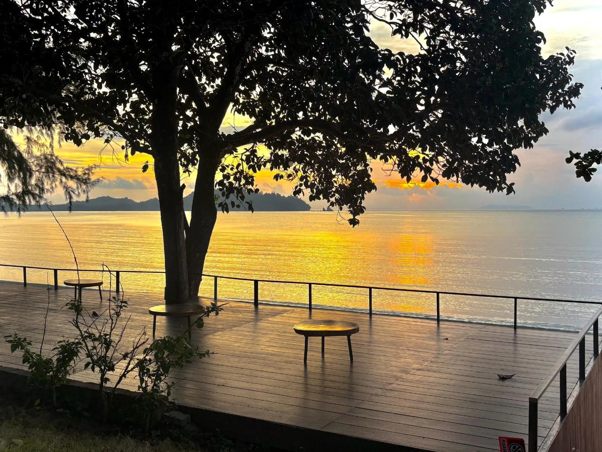 Marina Resort Koh Phayam Ranong