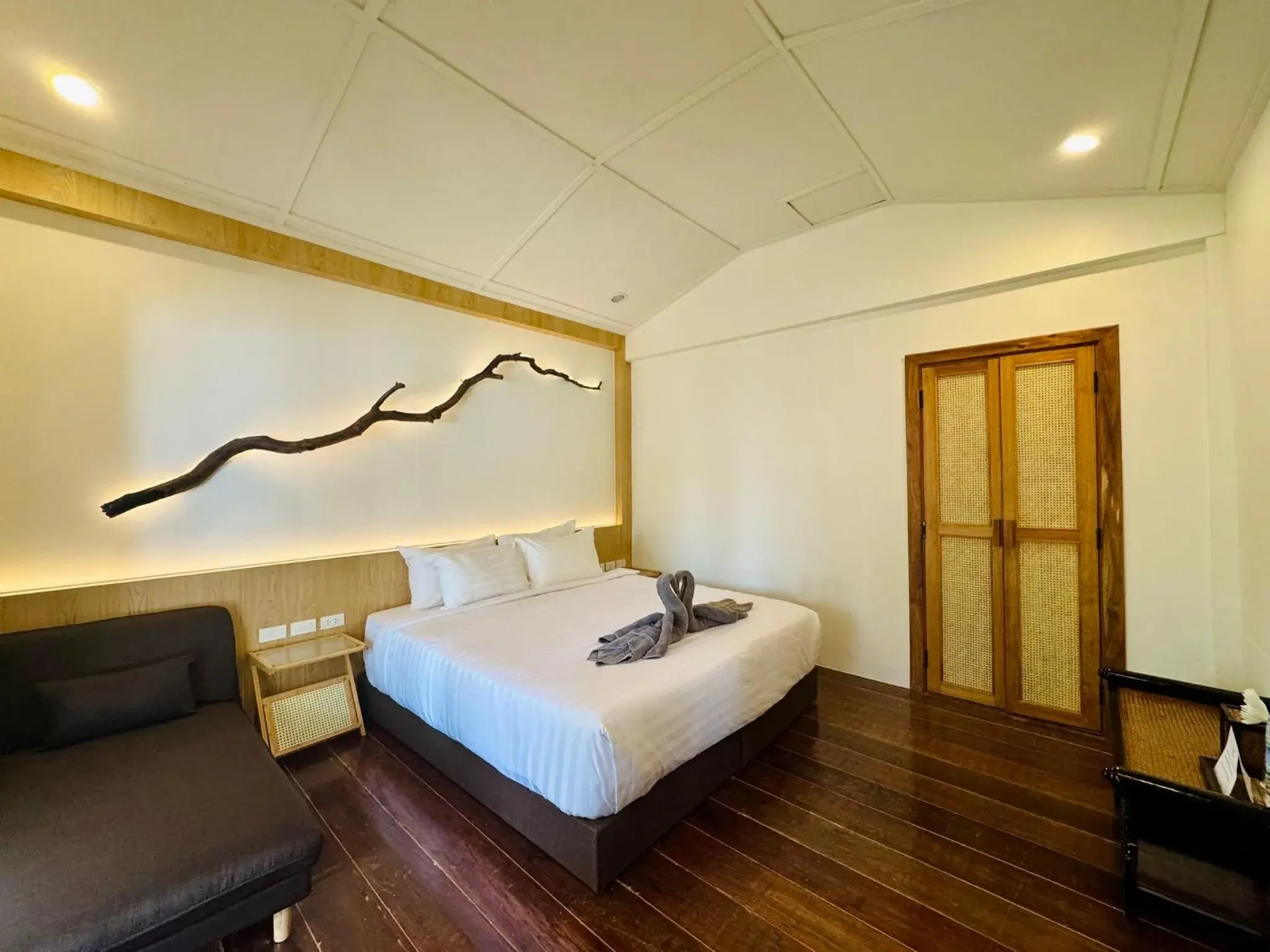 Deluxe Bungalow with Sea View in Marina Resort Koh Phayam Ranong Deluxe Bungalow with Sea View in Marina Resort Koh Phayam Ranong