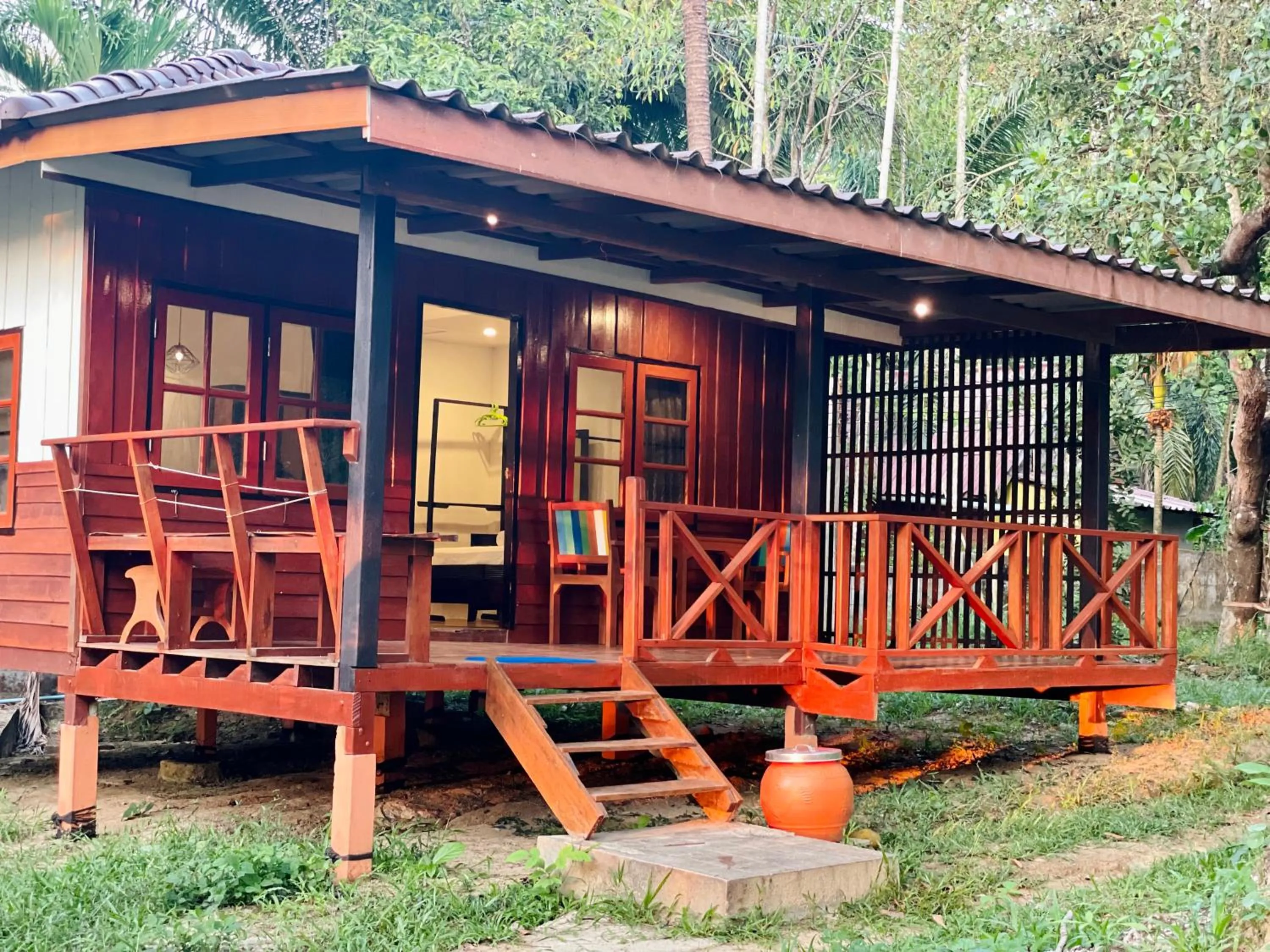 Marina Resort Koh Phayam Ranong