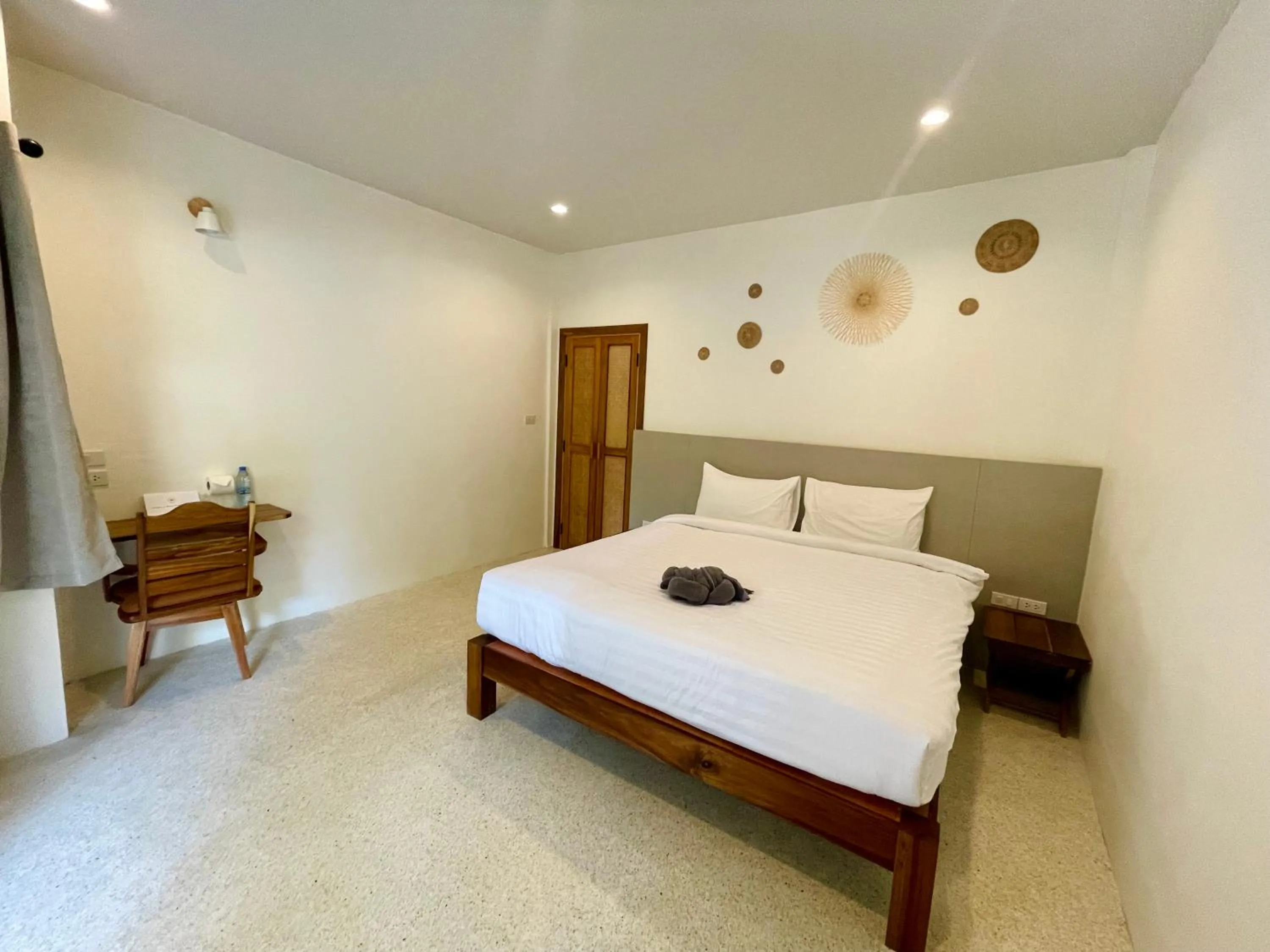 Bed in Marina Resort Koh Phayam Ranong