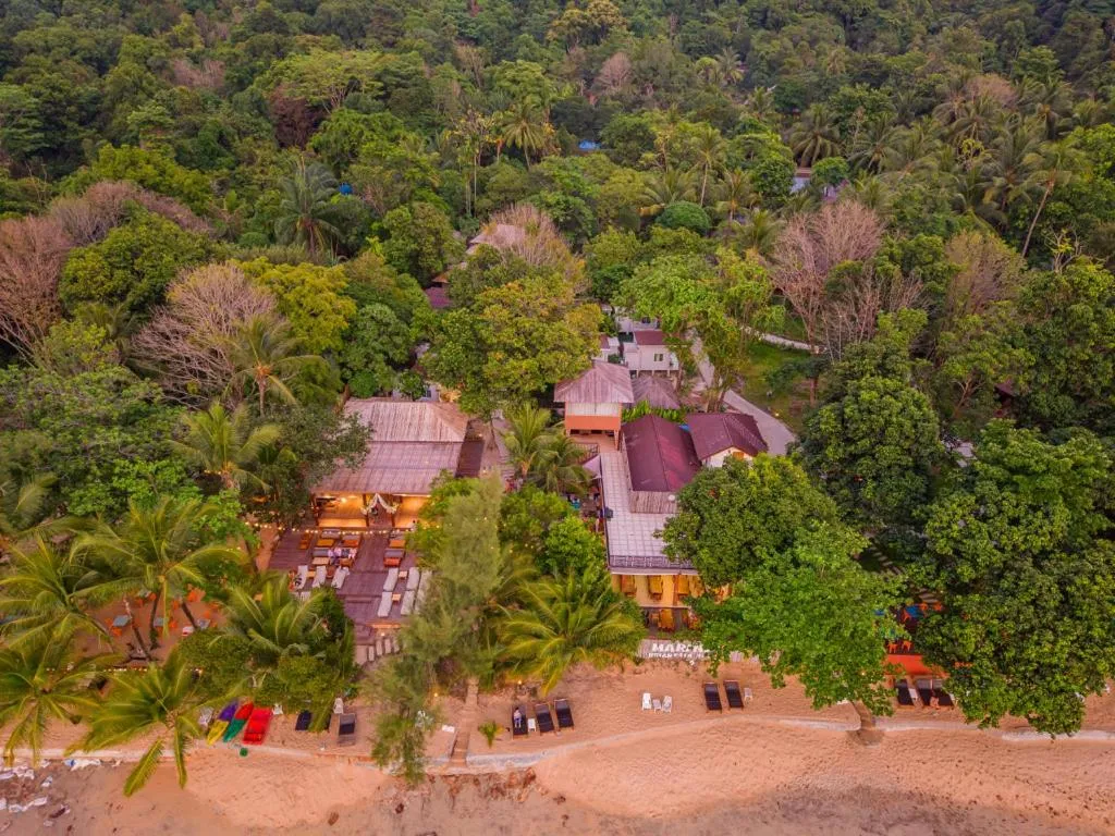 Marina Resort Koh Phayam Ranong