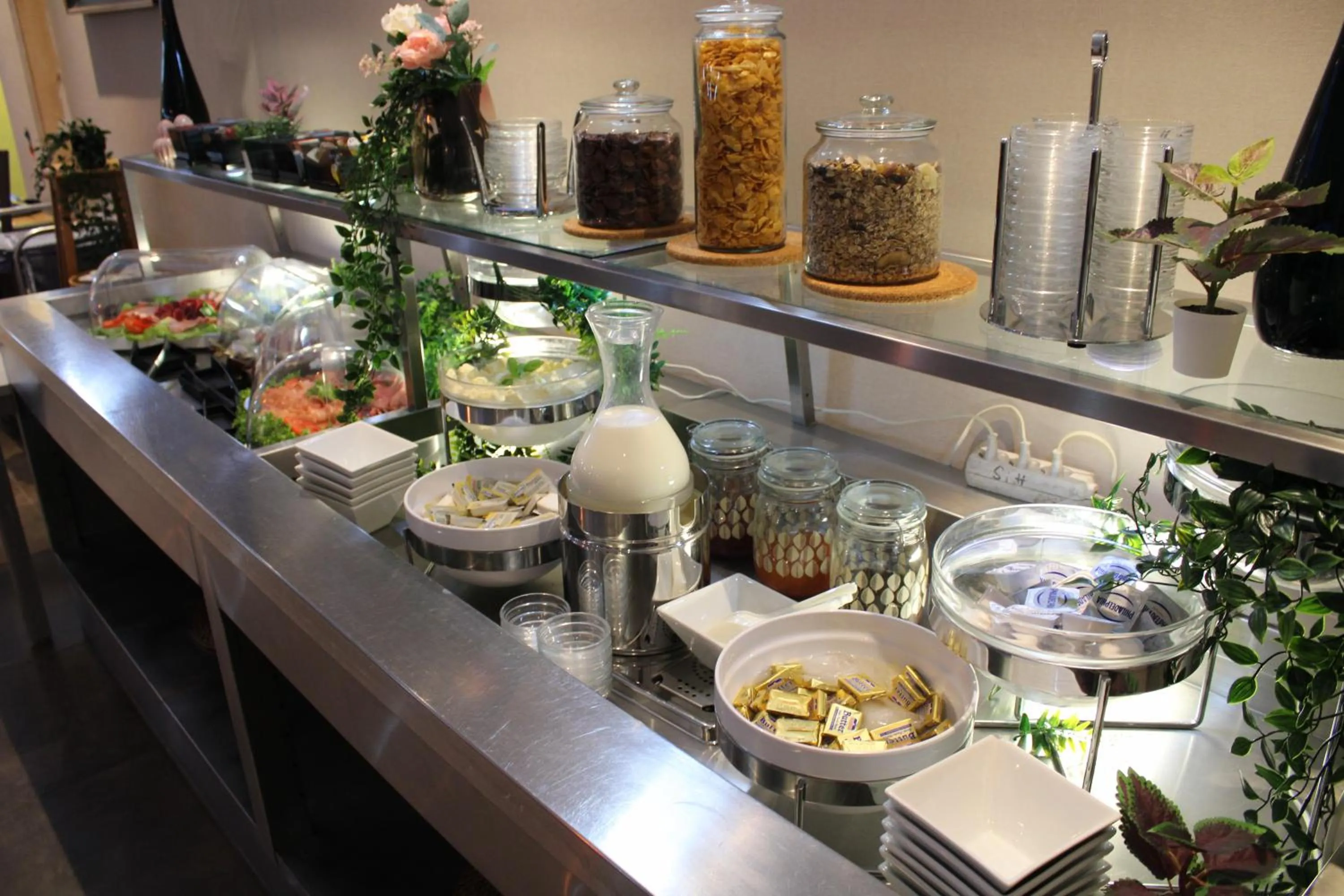 Breakfast in Hotel Maximo