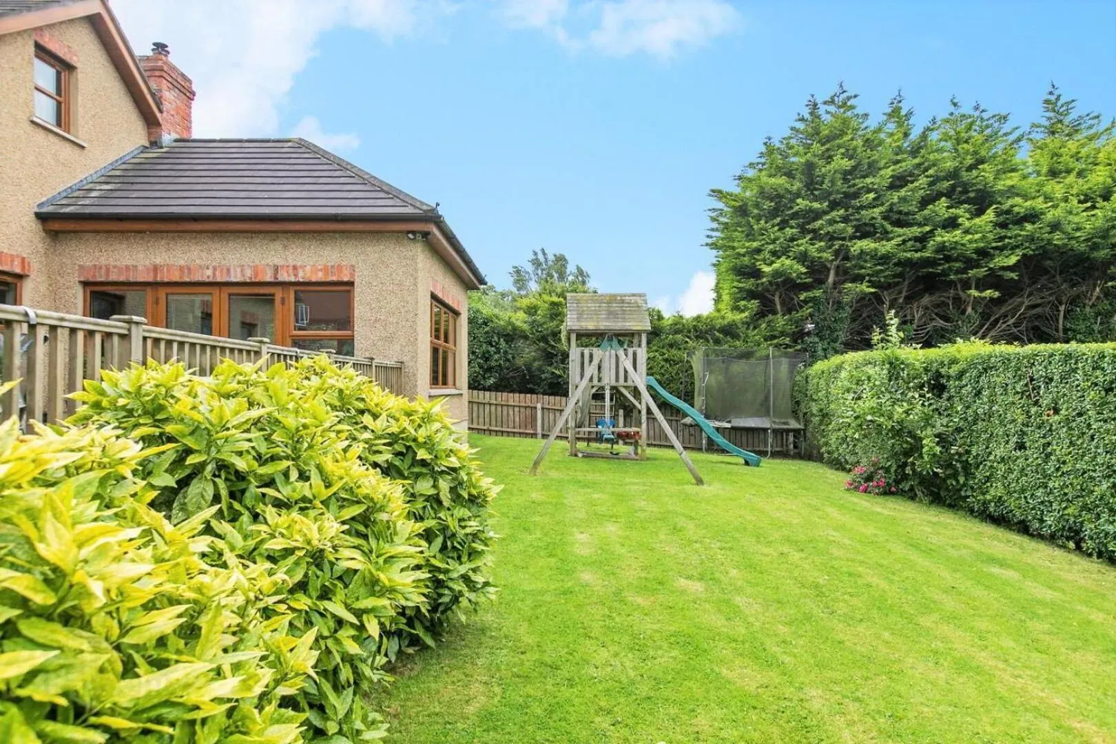 Garden in Dunhill Cottage B&B
