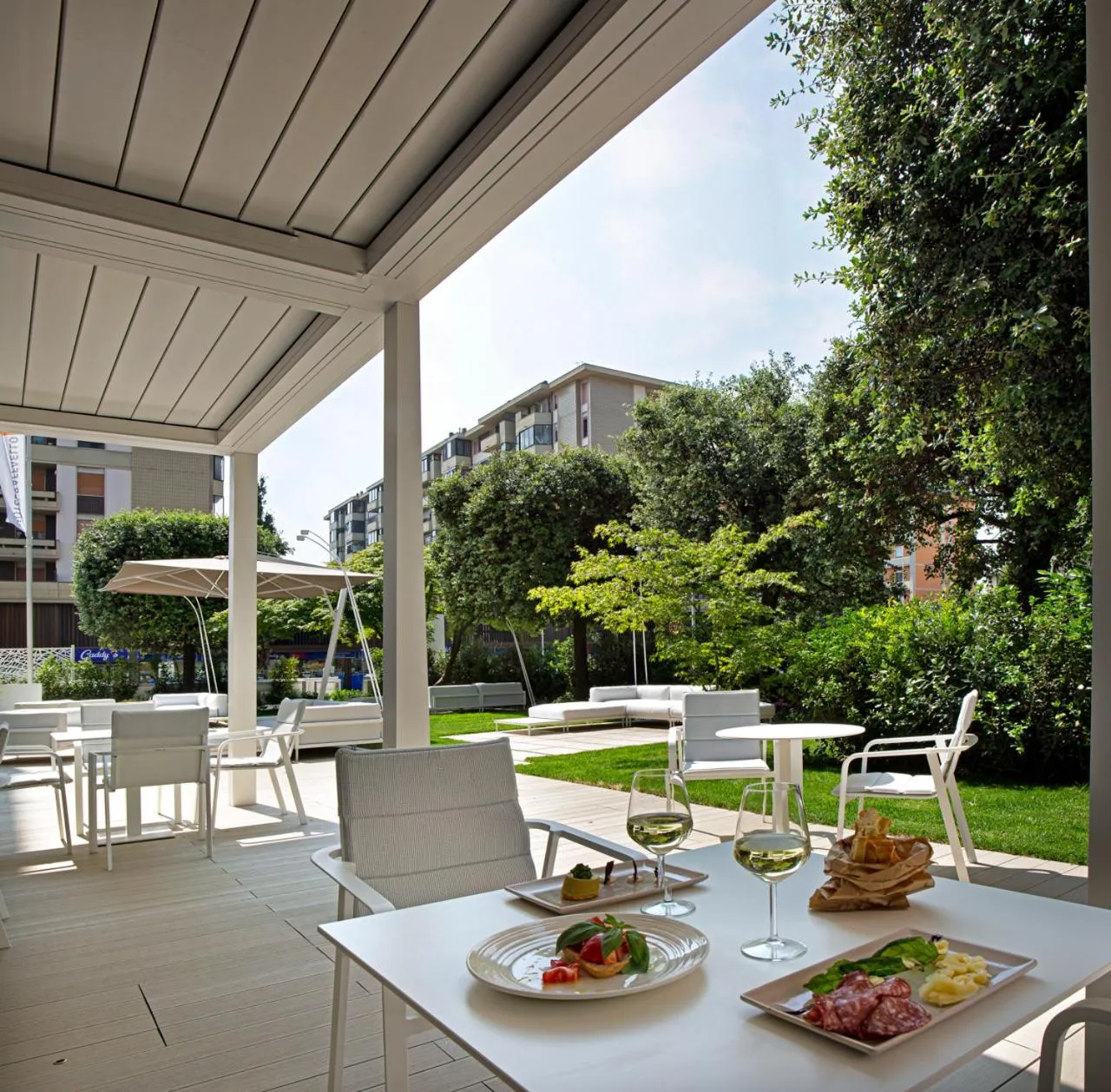 Garden in Hotel Raffaello