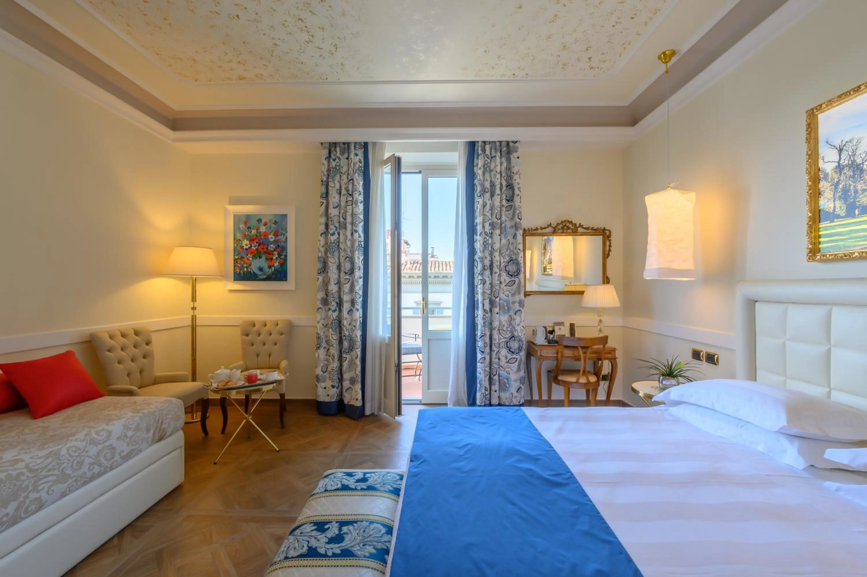 Photo of the whole room, Bed in Hotel Kraft