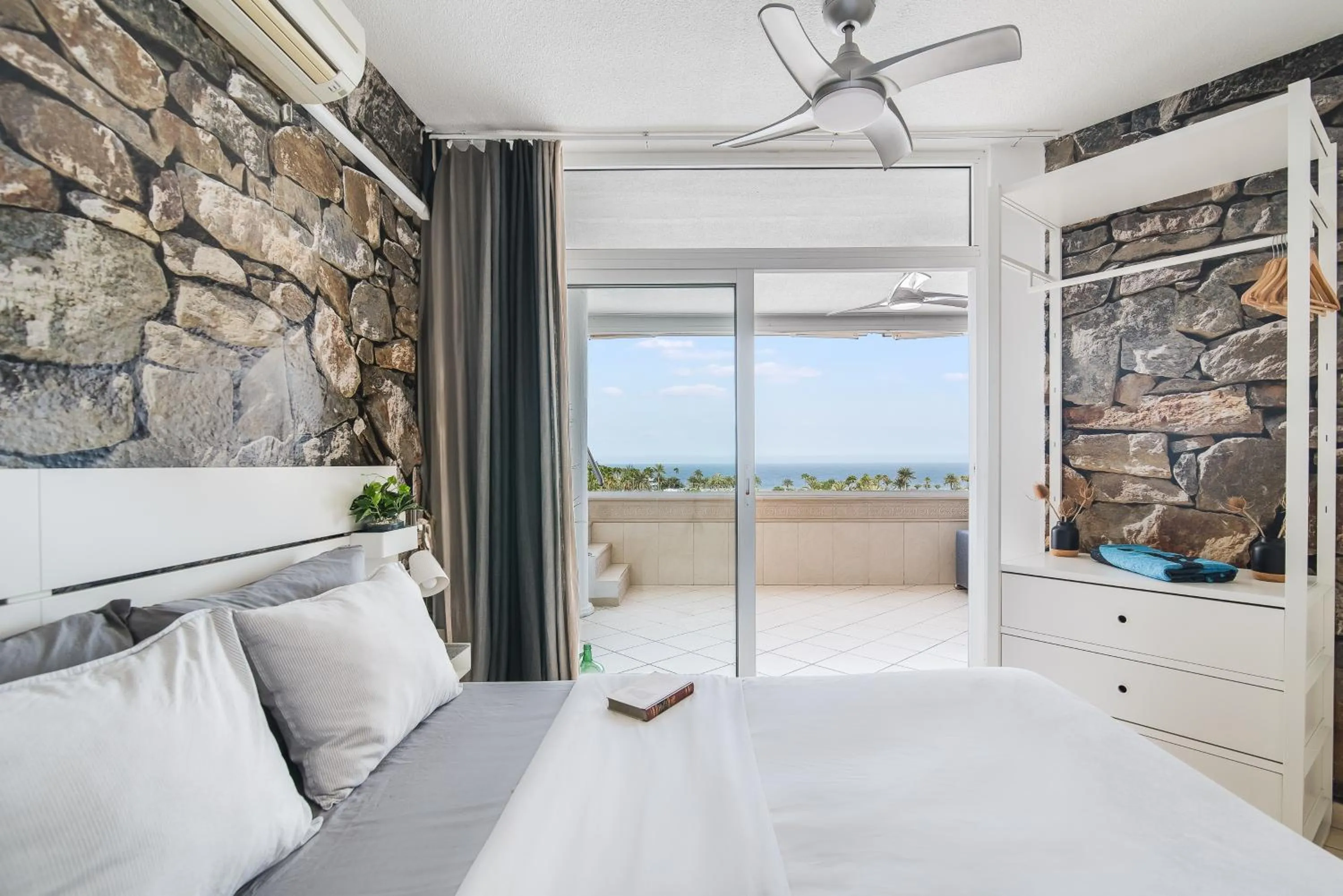 Casa LEX I Ocean & Sunrise Panorama I Steps from Dunes and Beach I Private 50 sqm terrace I Pool