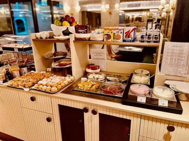 Breakfast in Albergo San Marco Breakfast in Albergo San Marco