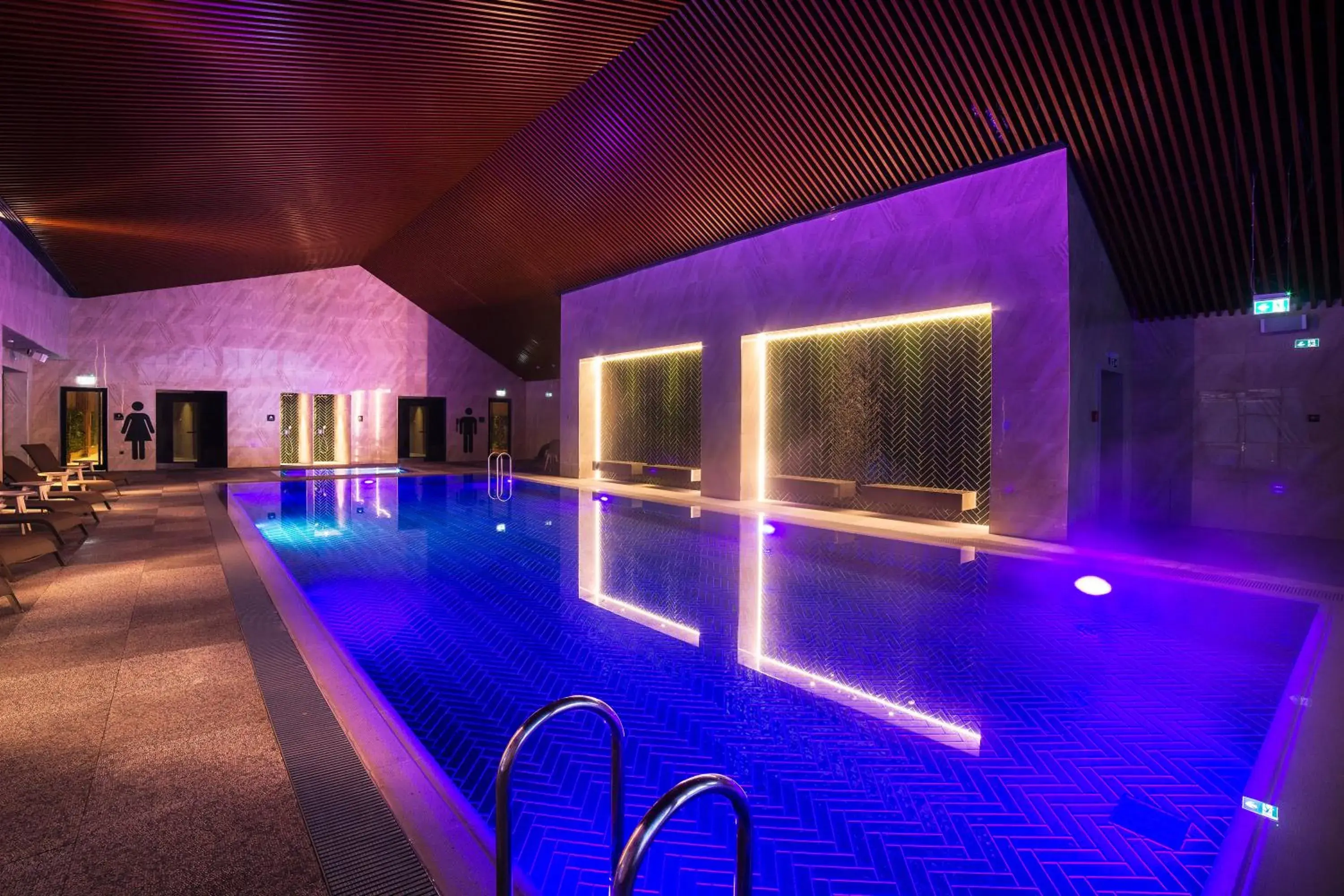 Swimming pool in Radisson Blu Hotel, Mount Erciyes Swimming pool in Radisson Blu Hotel, Mount Erciyes