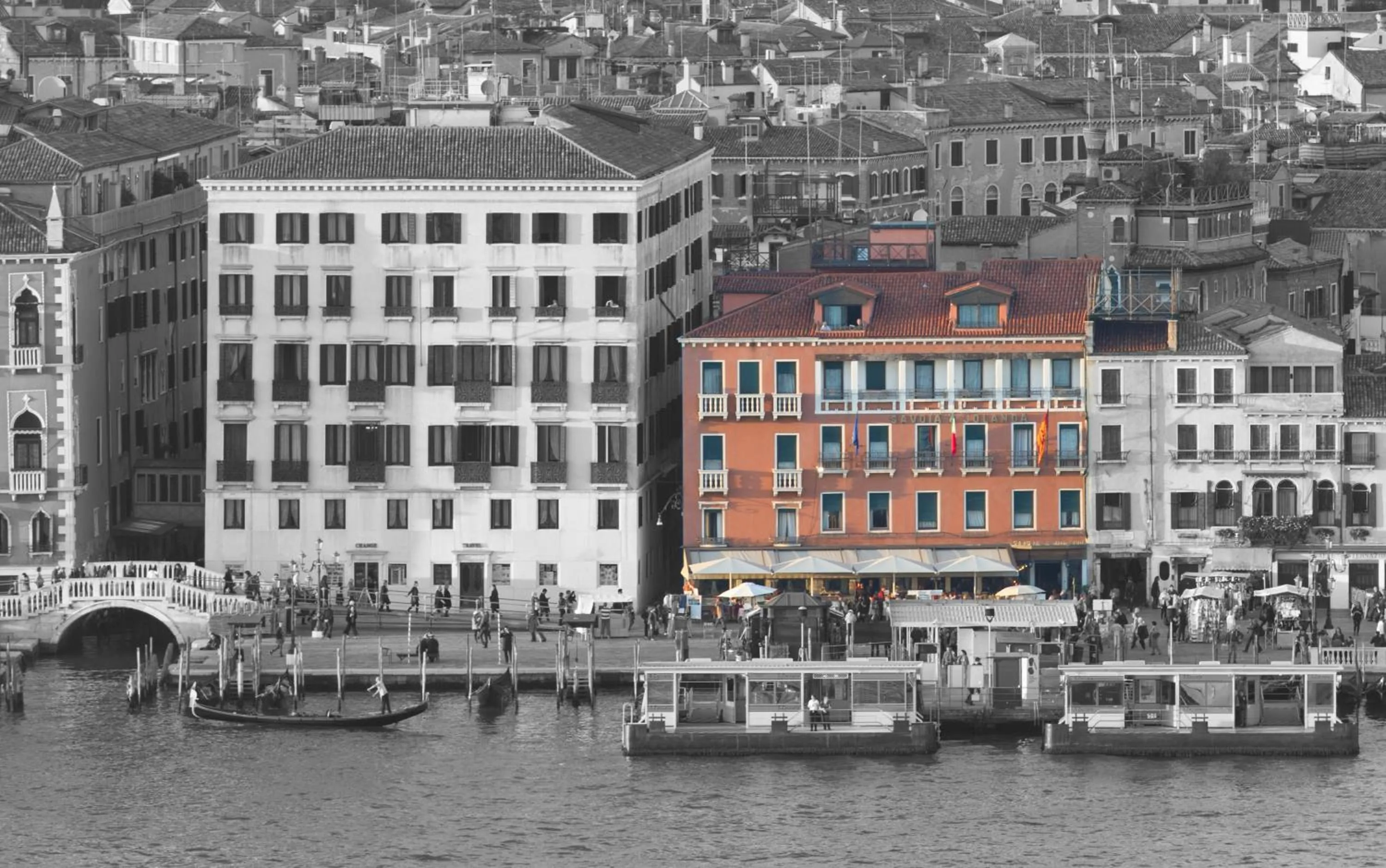 Bird's eye view in Savoia & Jolanda