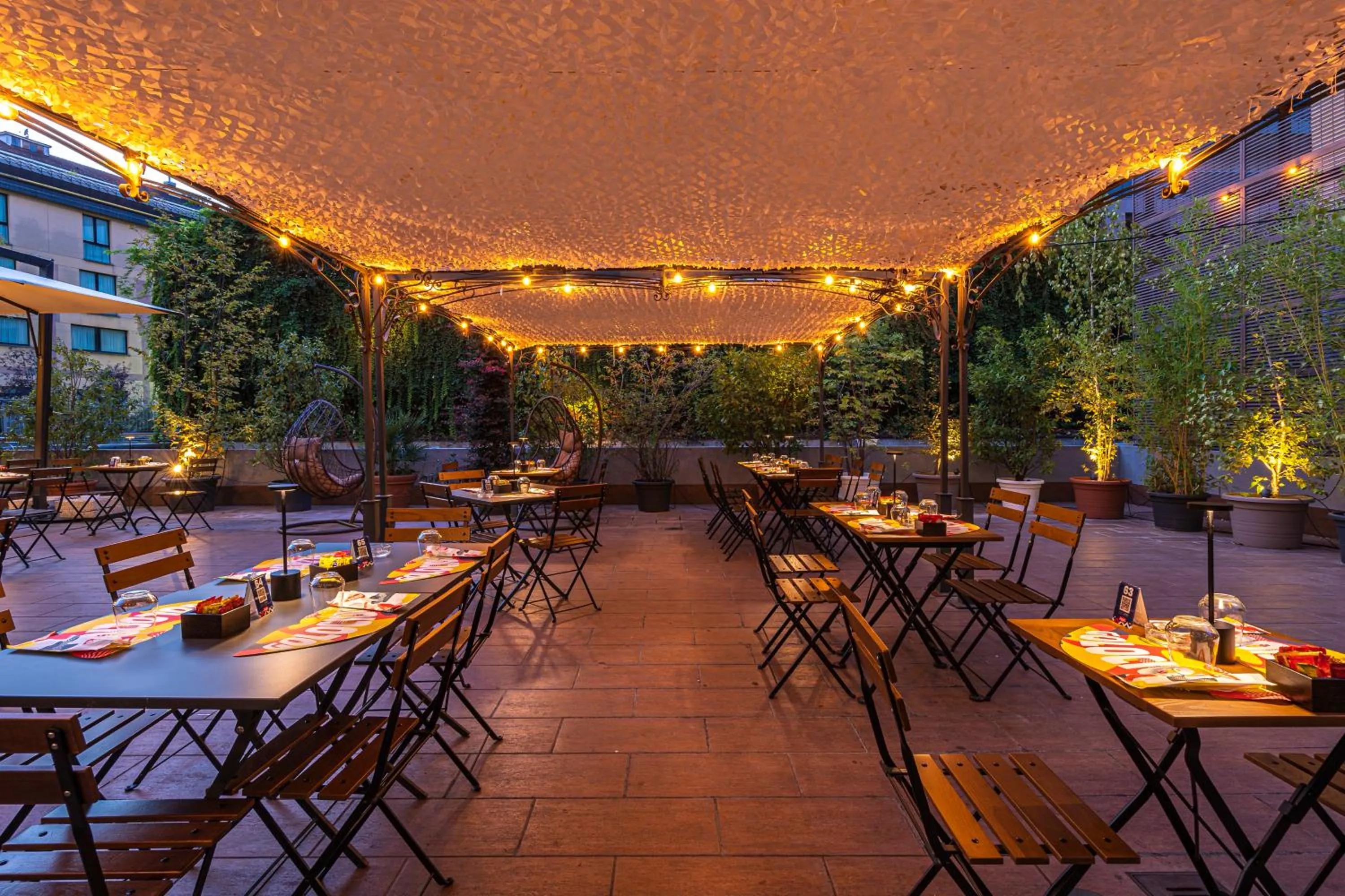 Balcony/Terrace in Leonardo Hotel Milan City Center