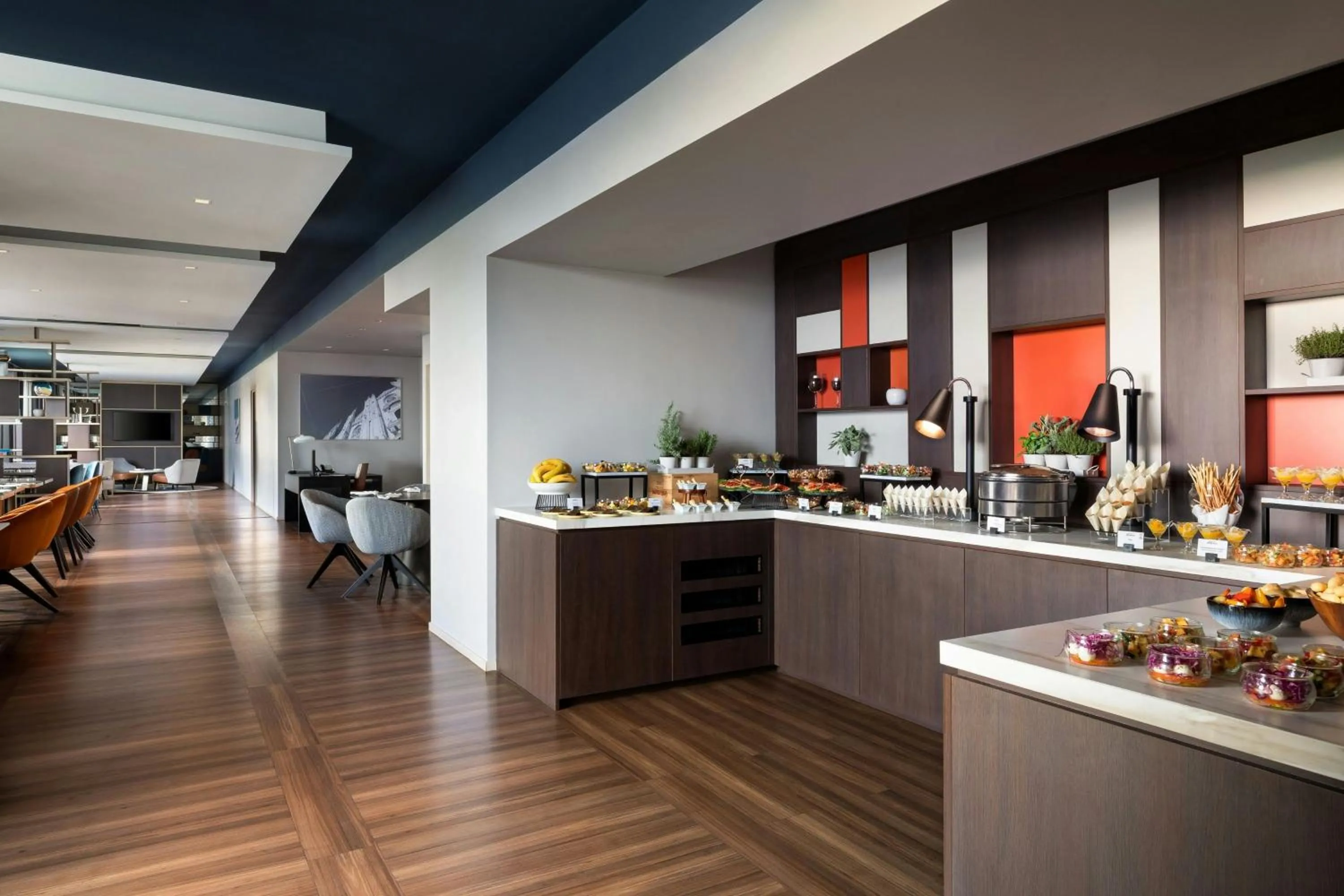 Lounge or bar in Sheraton Milan San Siro