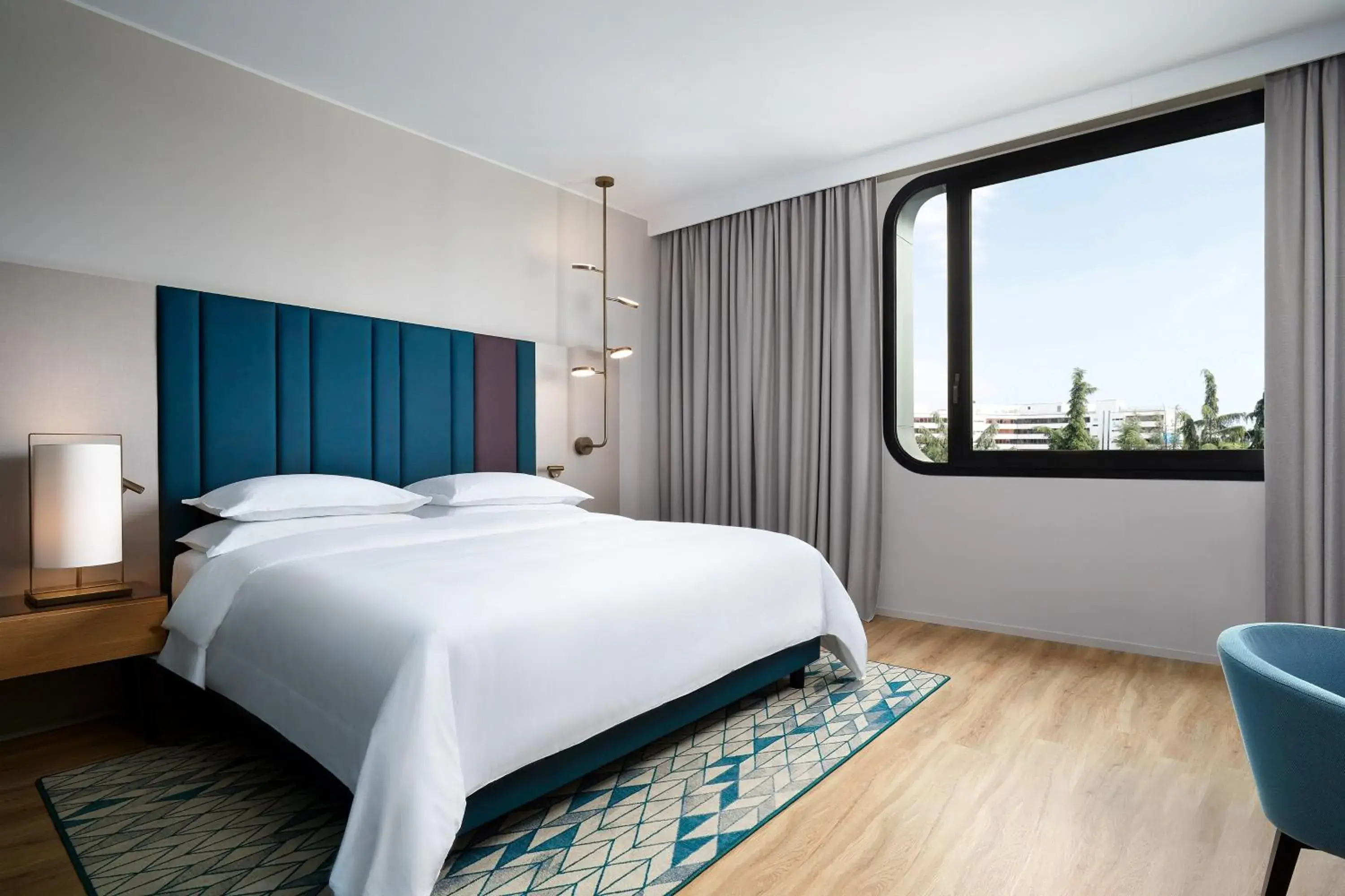 Bedroom, Bed in Sheraton Milan San Siro Bedroom, Bed in Sheraton Milan San Siro