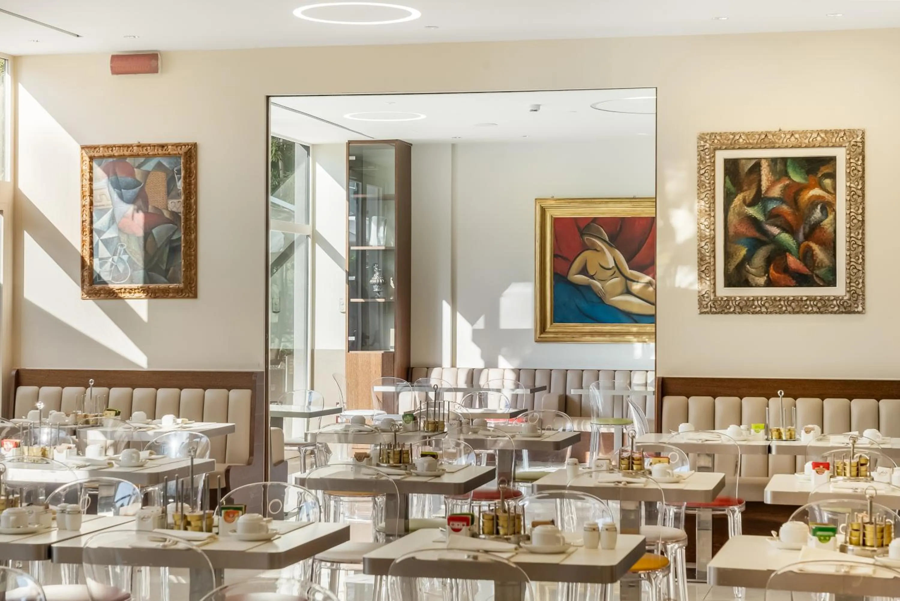 Breakfast in Art Hotel Navigli