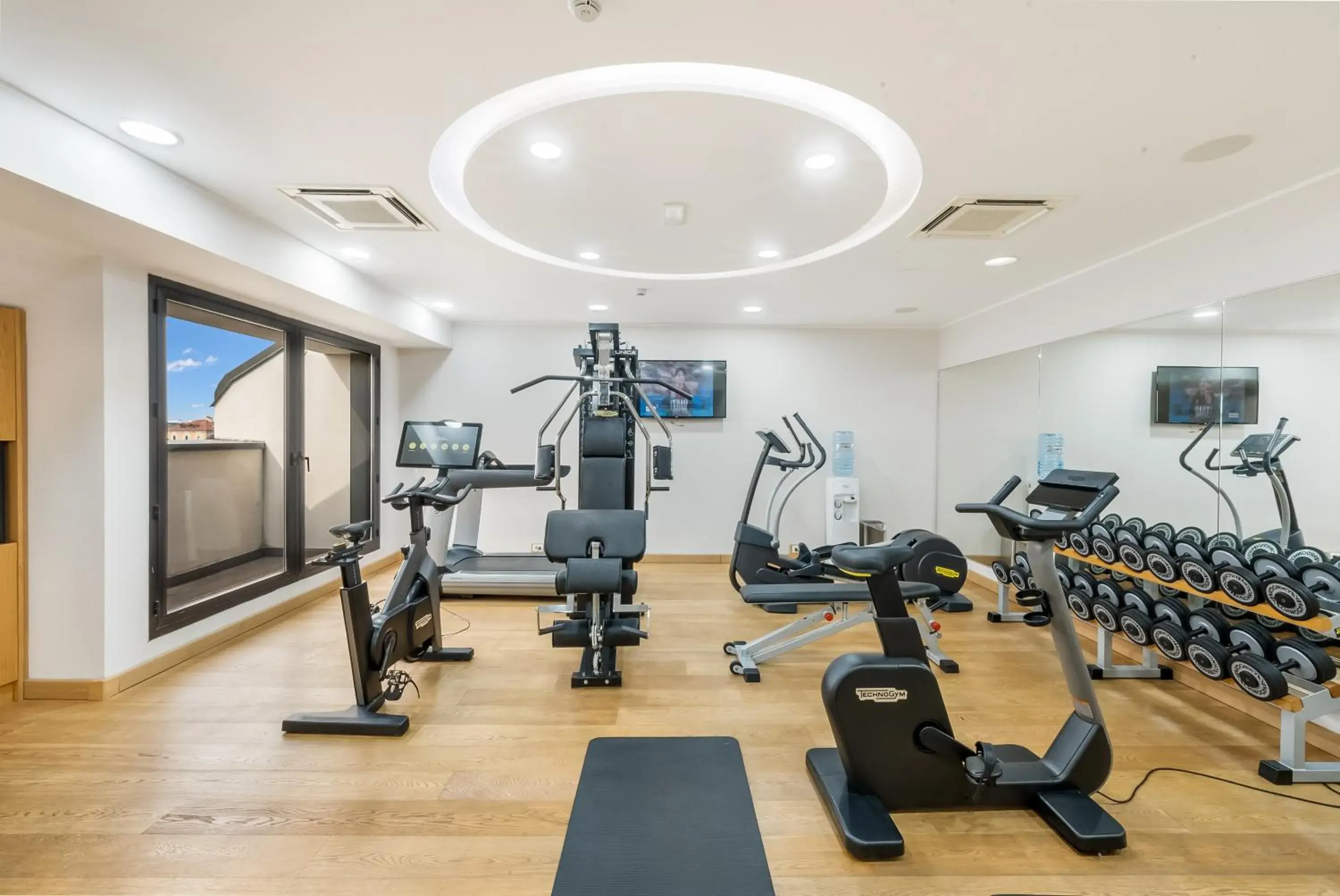 Fitness centre/facilities in Art Hotel Navigli Fitness centre/facilities in Art Hotel Navigli