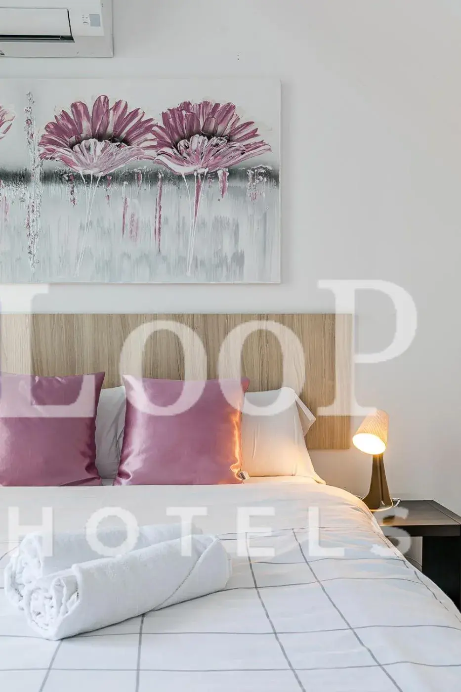 Bed in LooP America Bed in LooP America