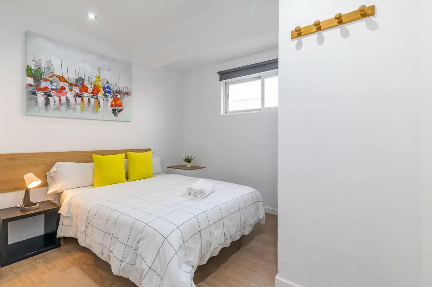 Double Room with Private Bathroom - single occupancy in LooP America Double Room with Private Bathroom - single occupancy in LooP America