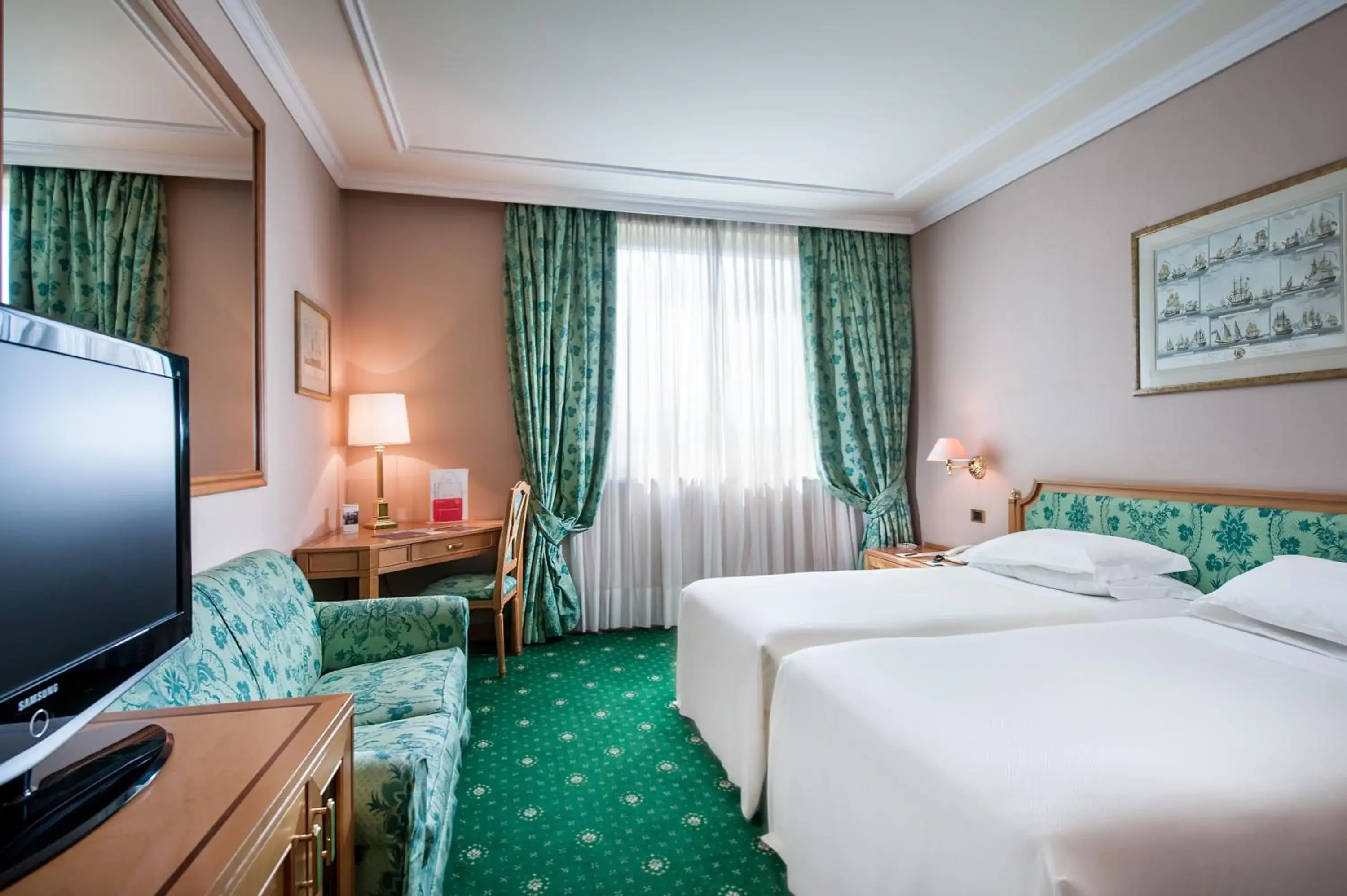 Twin Room in Royal Garden Assago Milano Twin Room in Royal Garden Assago Milano