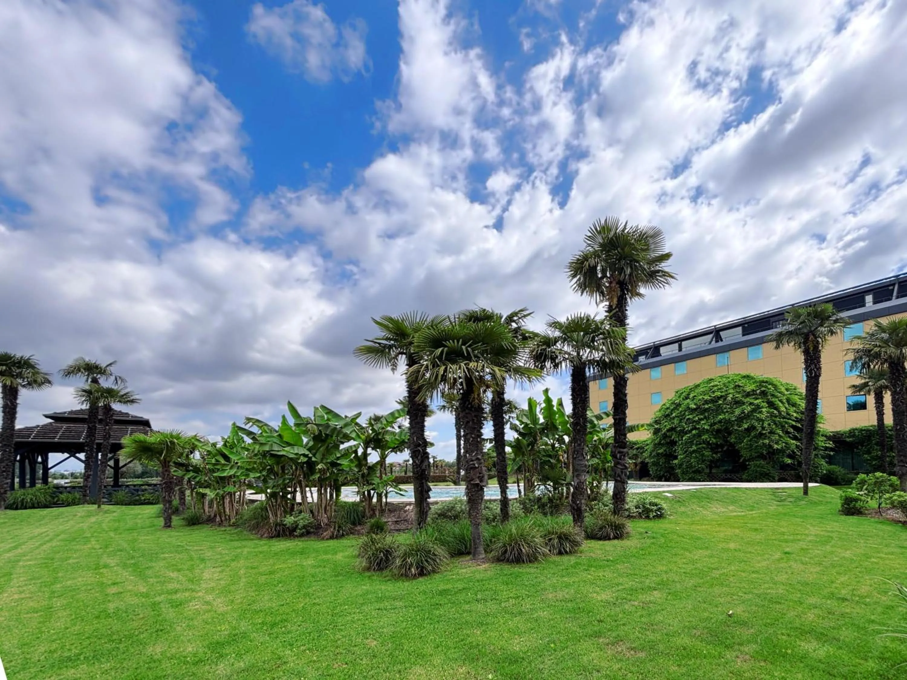 Garden in Royal Garden Assago Milano