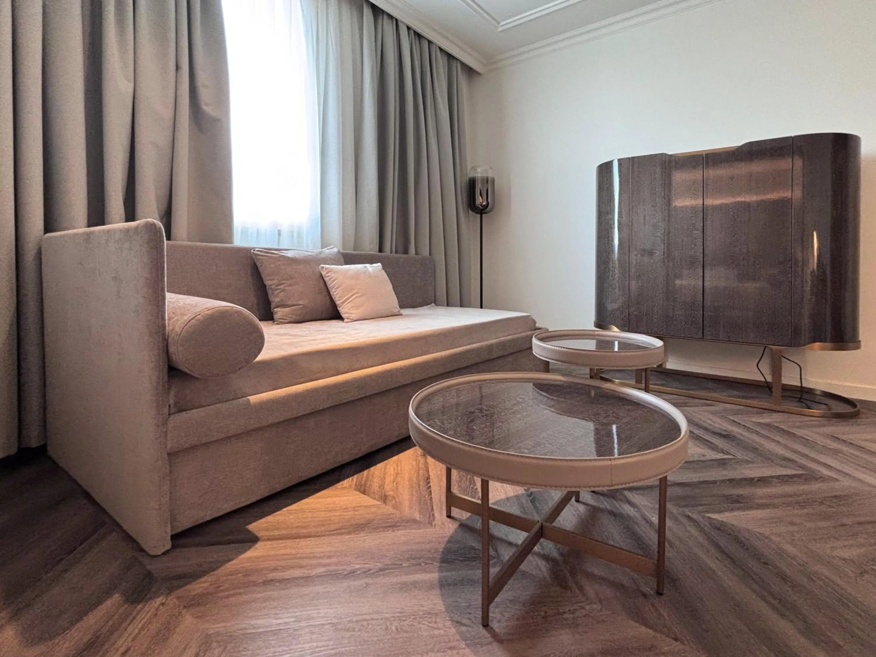 Bedroom in Royal Garden Assago Milano