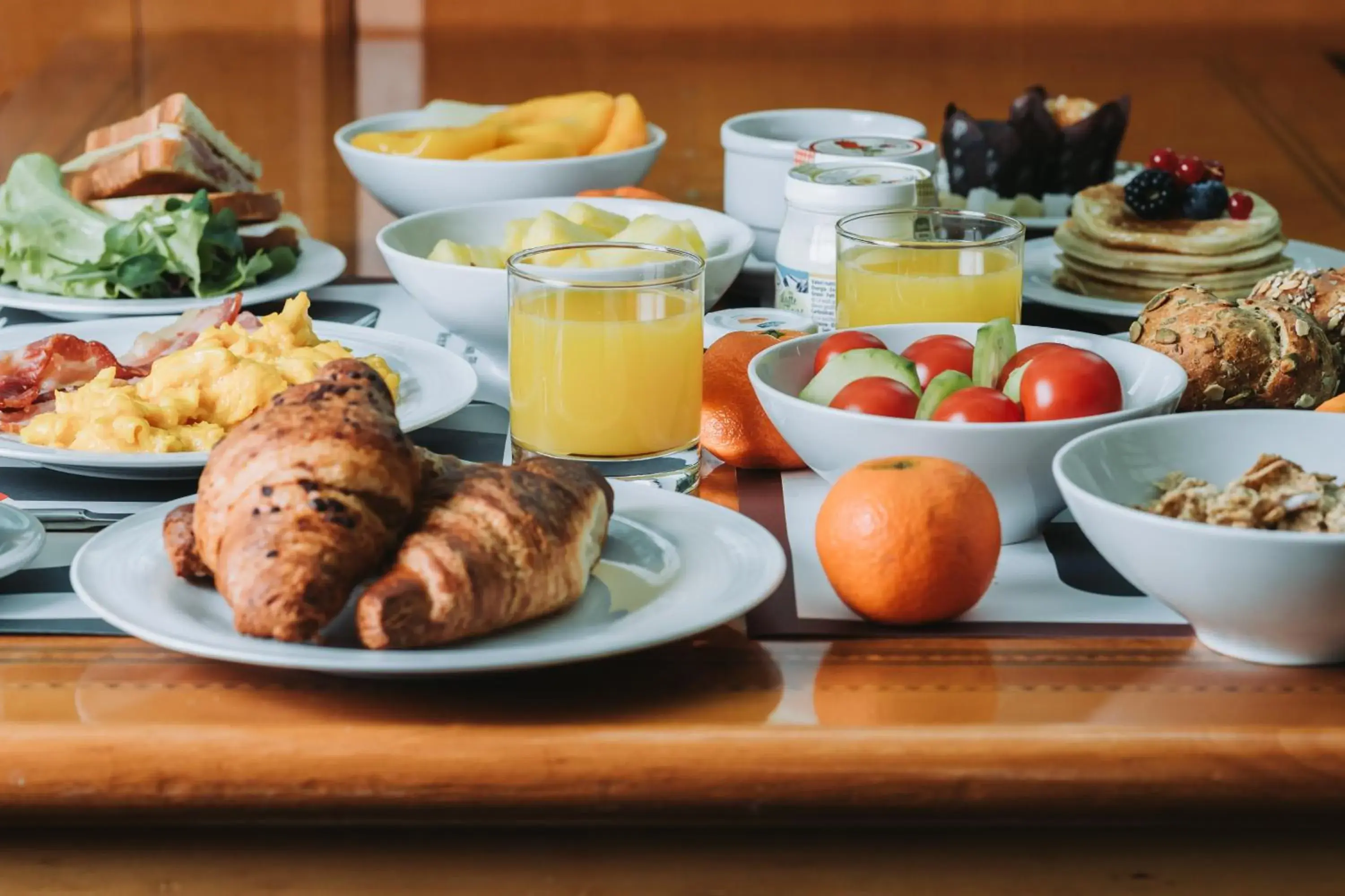 Restaurant/places to eat in Royal Garden Assago Milano Restaurant/places to eat in Royal Garden Assago Milano