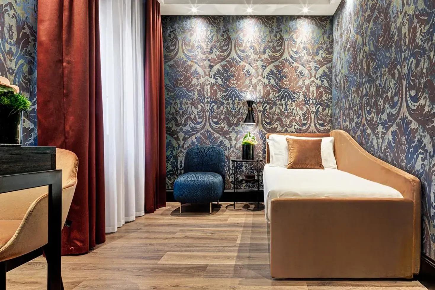 Bedroom, Bed in Hotel American-Dinesen Bedroom, Bed in Hotel American-Dinesen