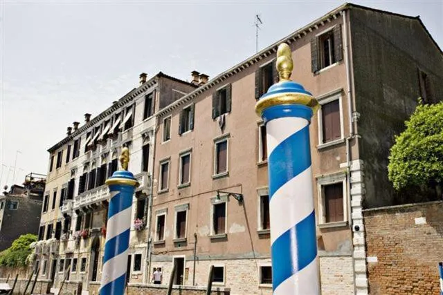 Area and facilities in Hotel American-Dinesen