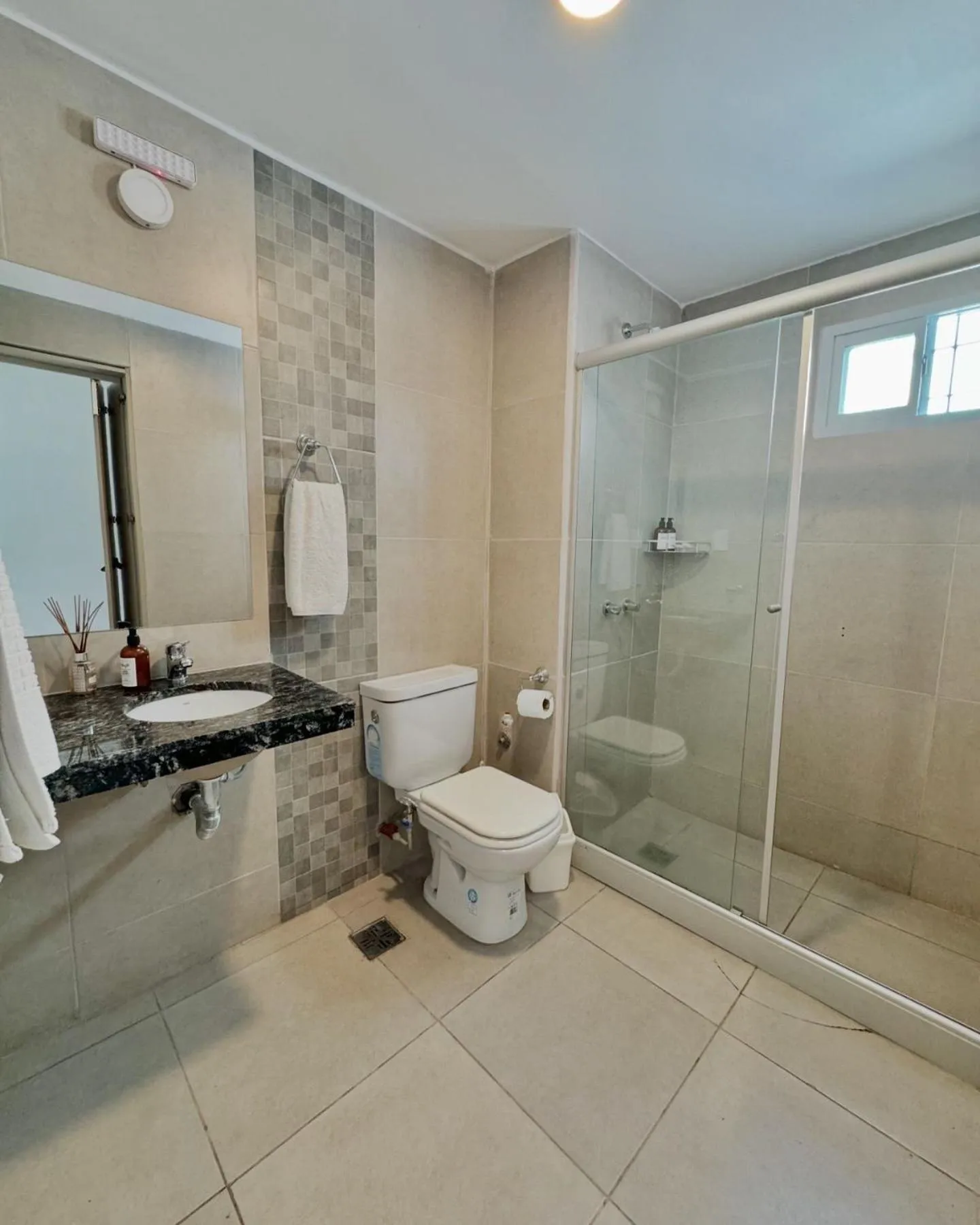 Bathroom in Hotel Musto