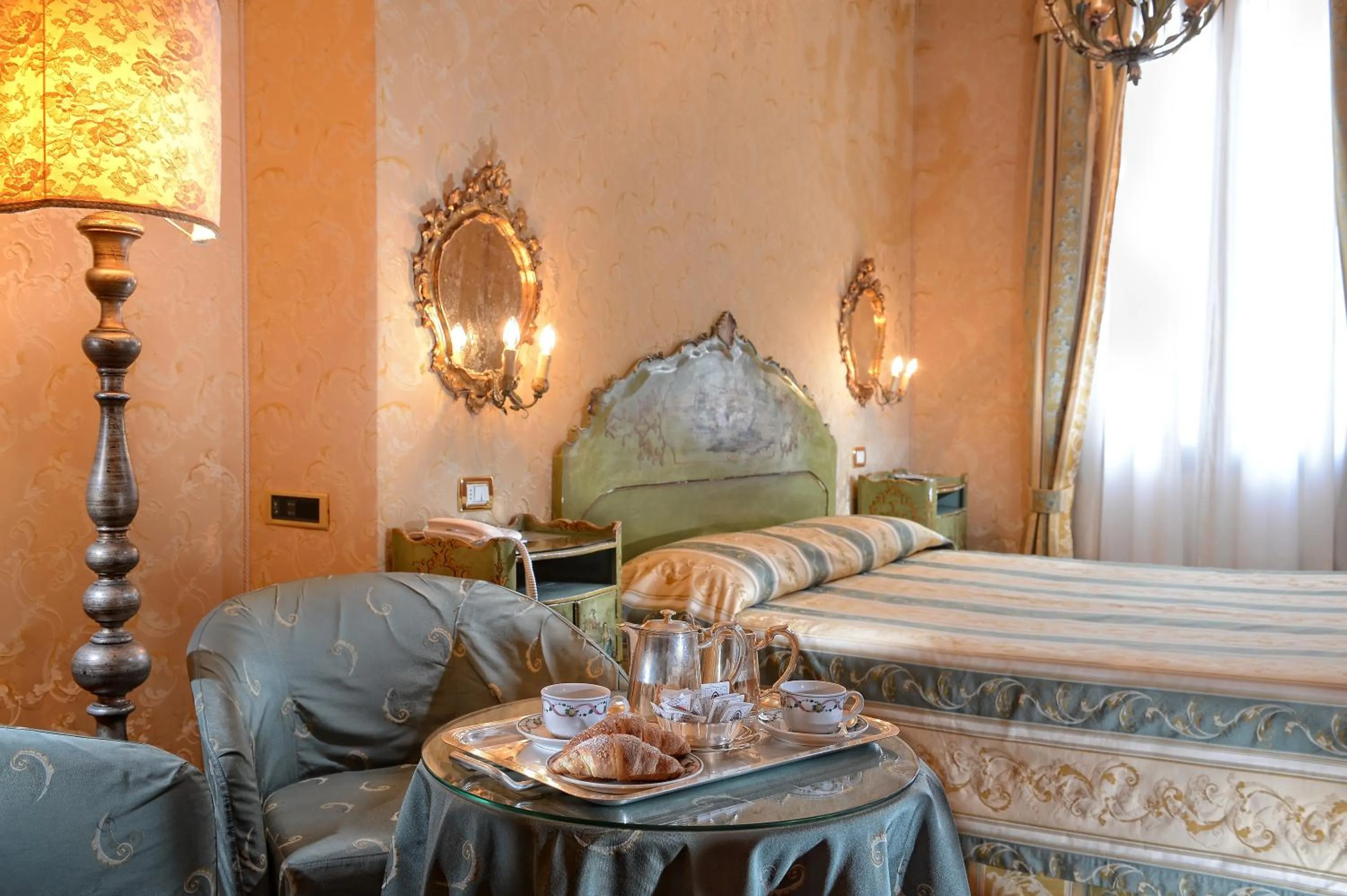 Decorative detail, Bed in Hotel Concordia