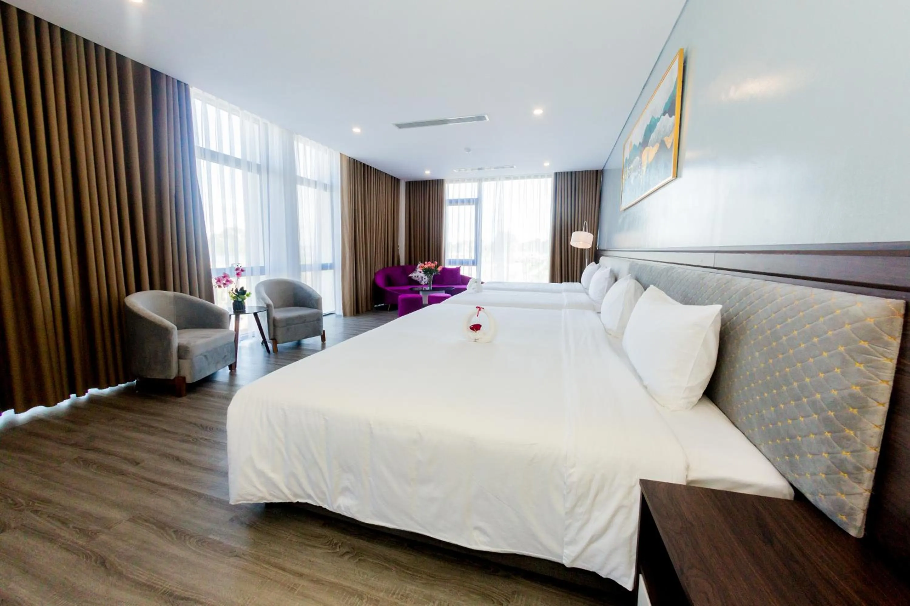 Bed in DIAMOND HOTEL VÂN ĐỒN