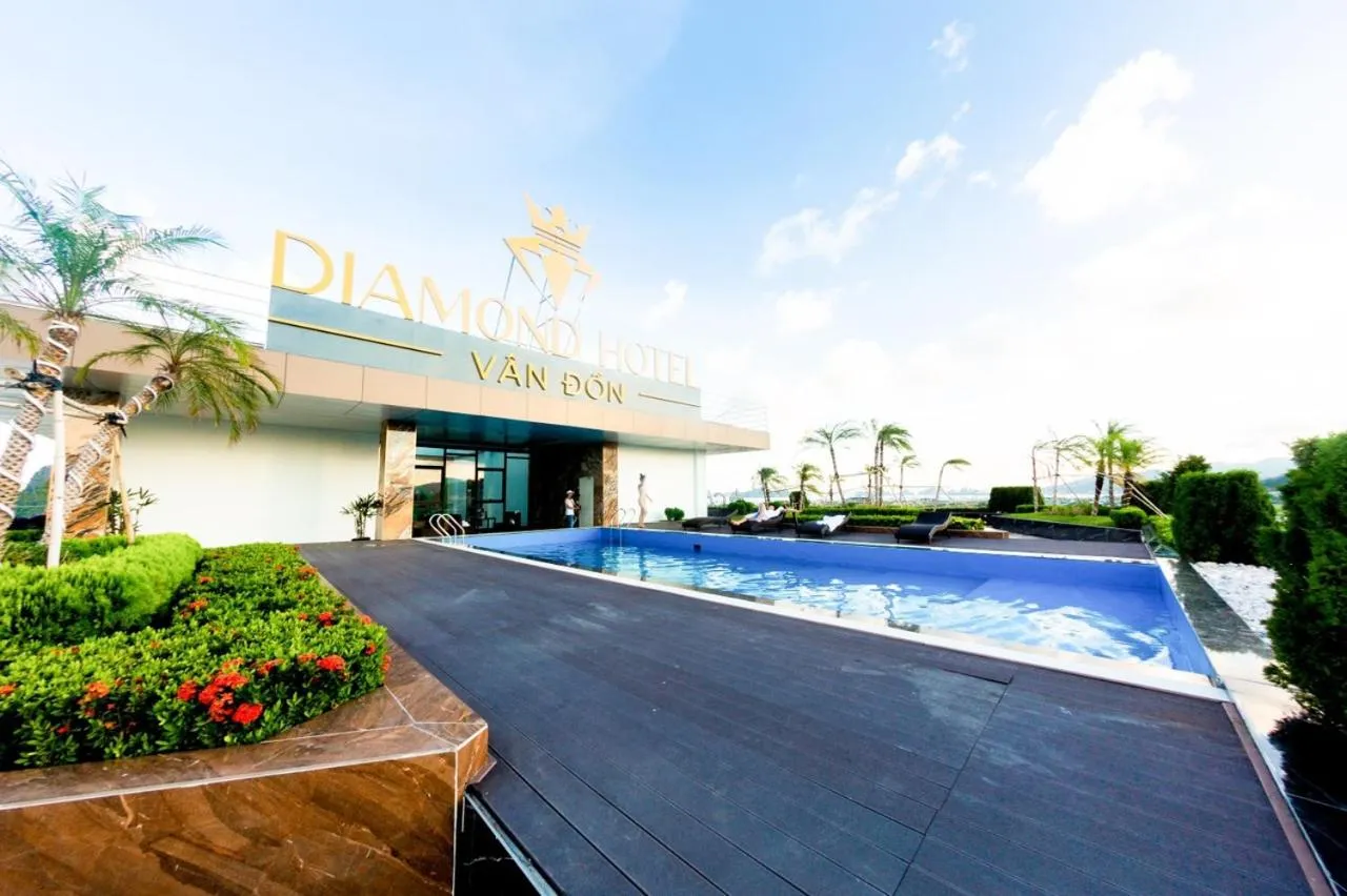 DIAMOND HOTEL VÂN ĐỒN