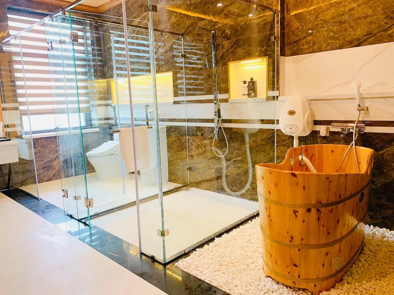 DIAMOND HOTEL VÂN ĐỒN