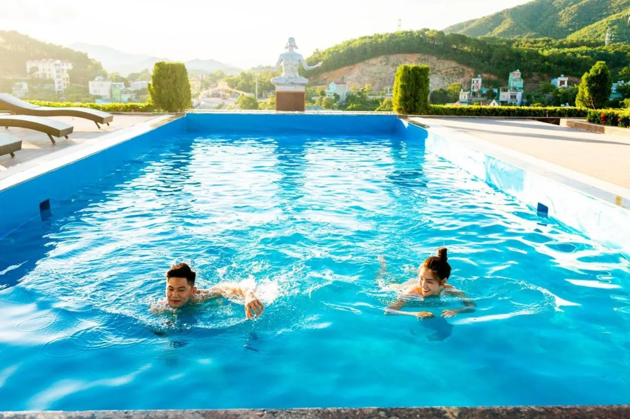 Natural landscape in DIAMOND HOTEL VÂN ĐỒN